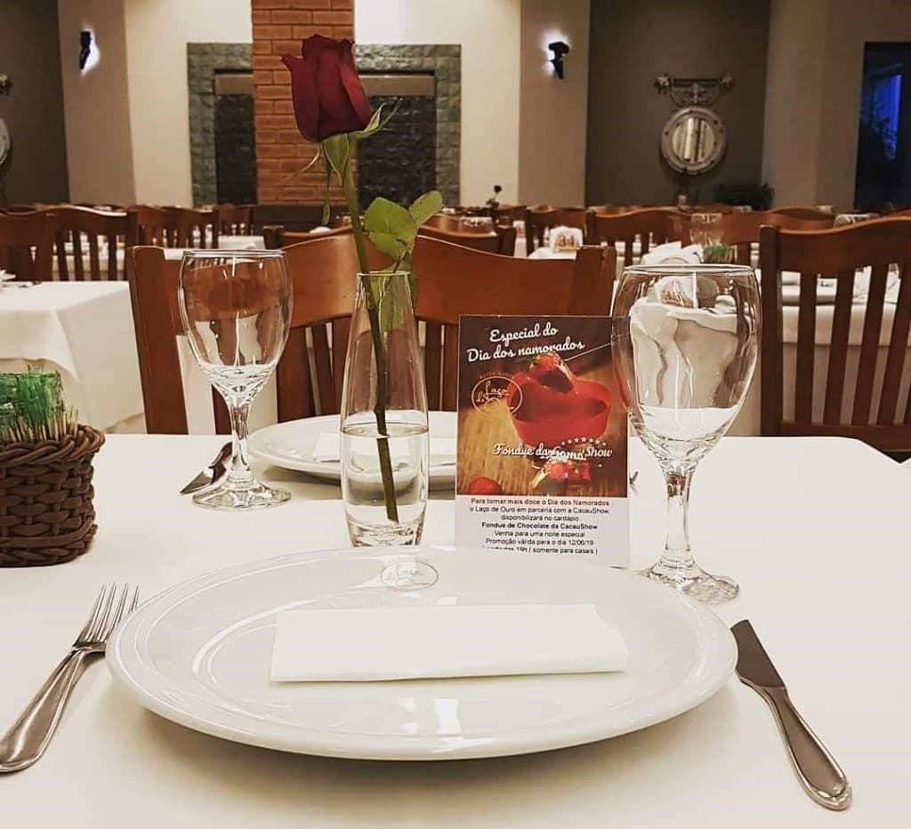 No Dia dos Namorados, restaurantes vão ficar abertos até às 22h30 nesta sexta