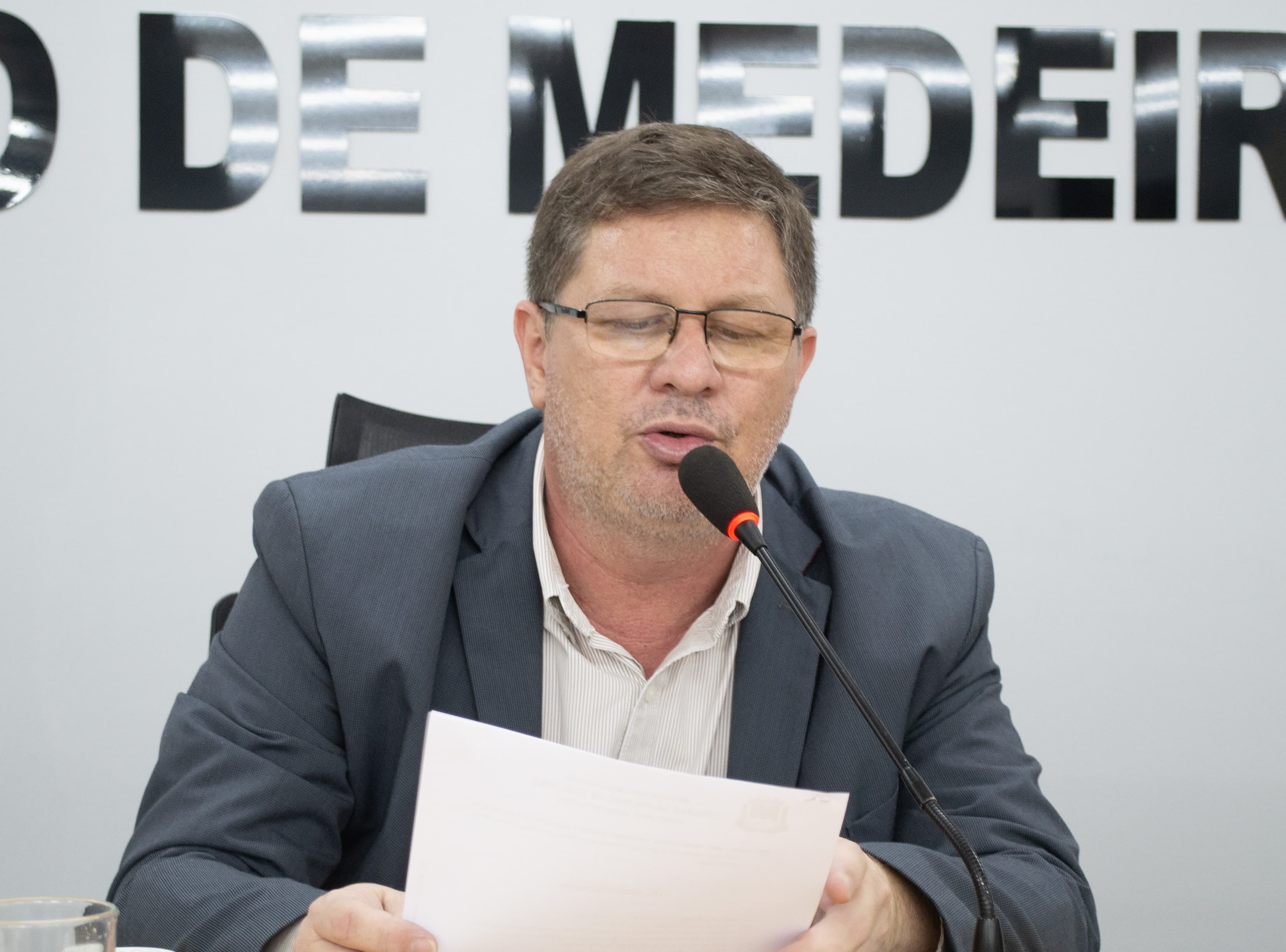 Bira reivindica sistema de iluminação pública em região do Bairro Popular Velha