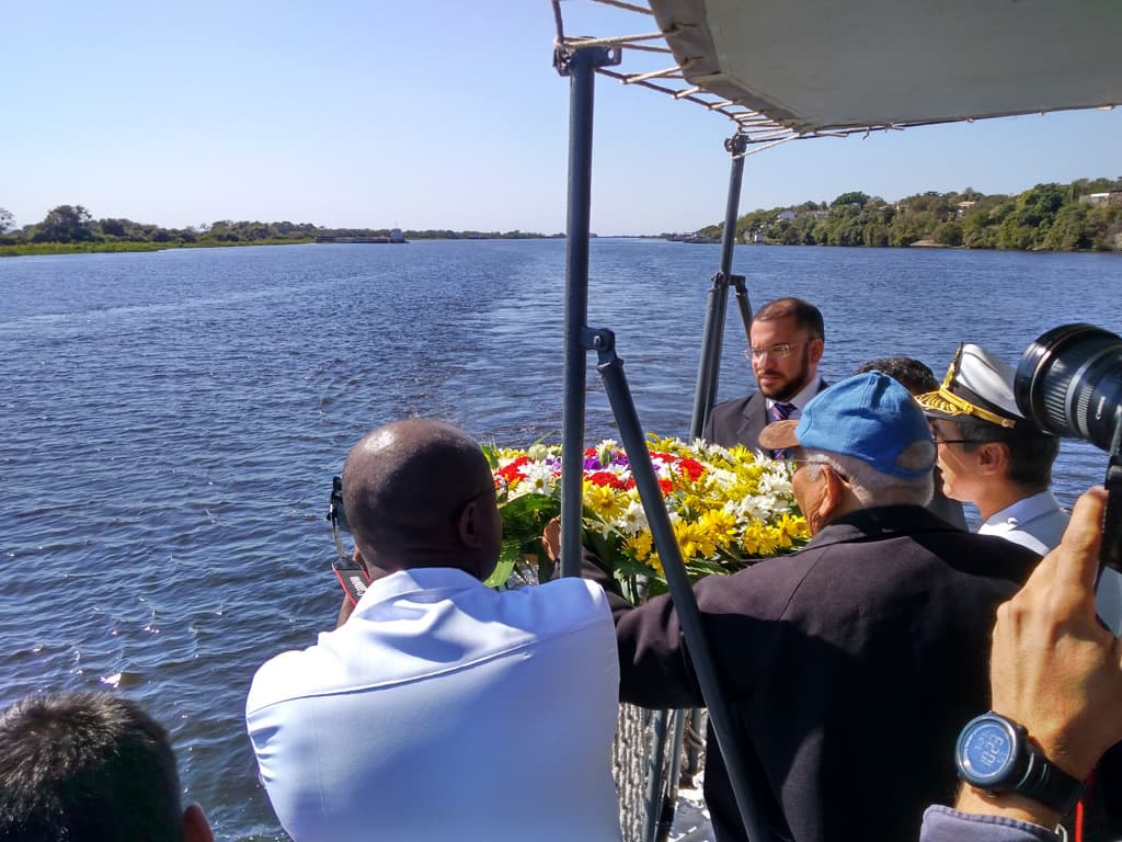 Marinheiros mortos em guerra são homenageados pelo Distrito Naval