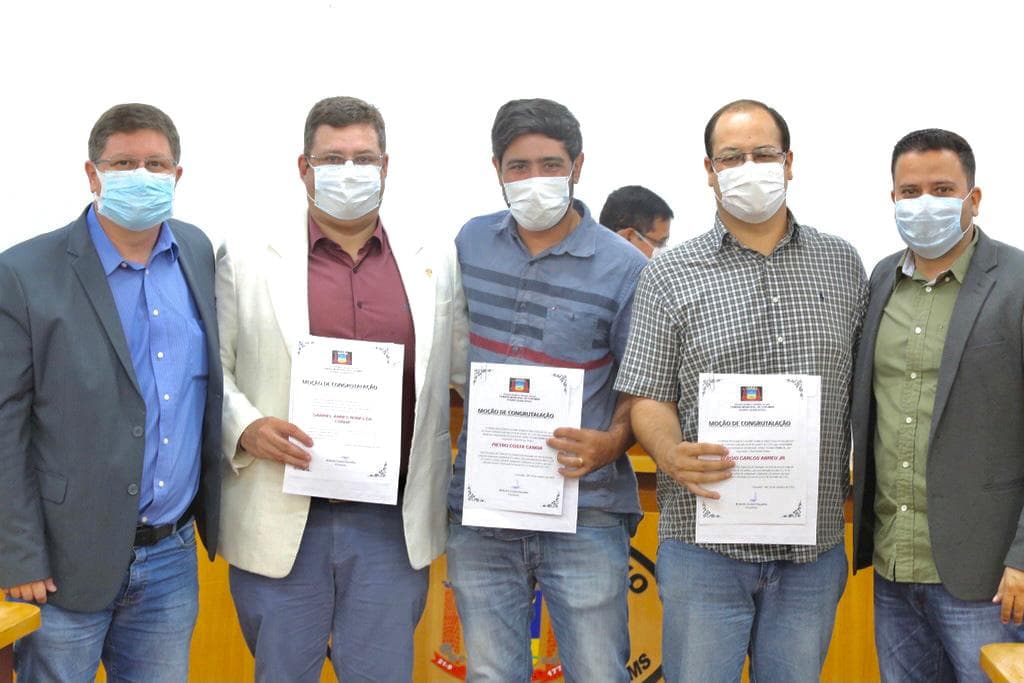 Câmara homenageia integrantes do Clube de Tiro e Visão Futsal por bem representar a cidade