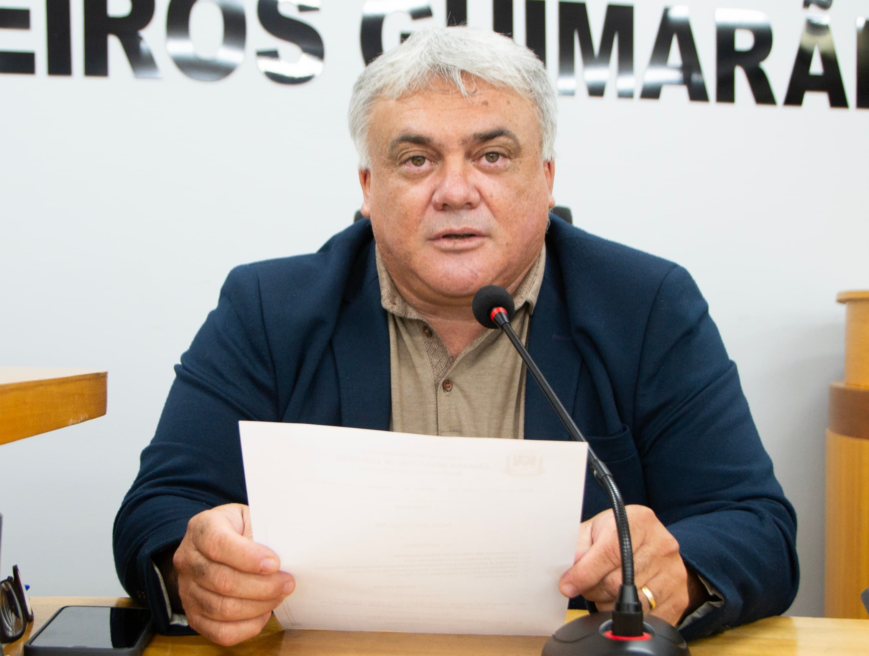 Genilson reivindica instalação de lixeiras na Praça Generoso Ponce
