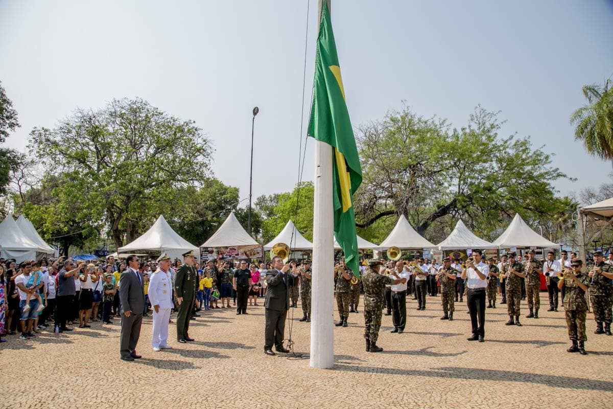 Bicentenário da Independência é marcado com ato no Jardim, quermesse e desfile cívico-militar