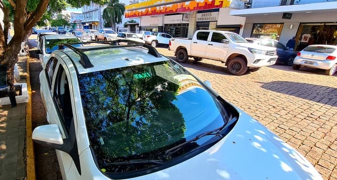 Vereador sugere à Prefeitura, adiamento de cobrança de taxas dos taxistas