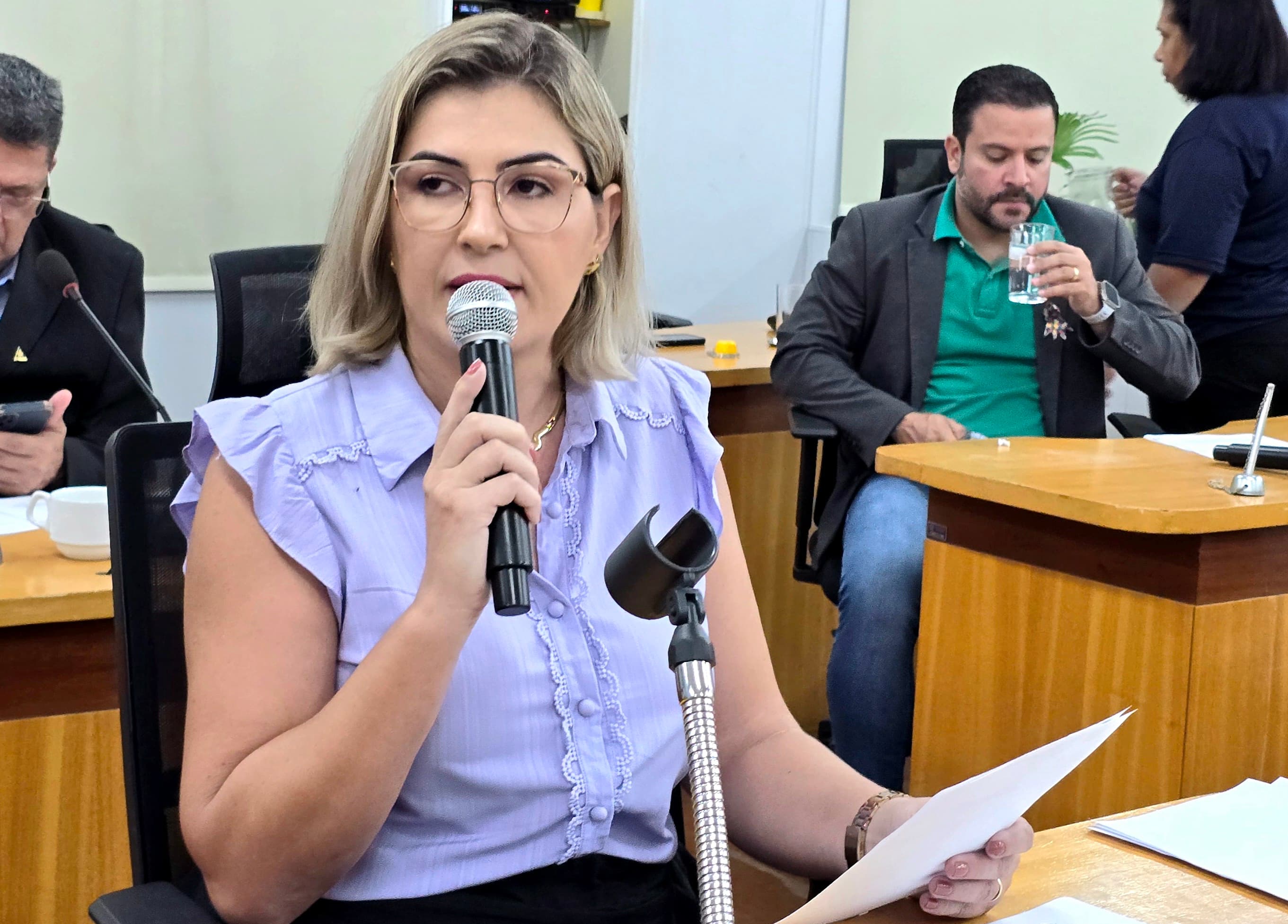 Vereadora cobra justificativa do aumento da função urbanismo no 1º bimestre