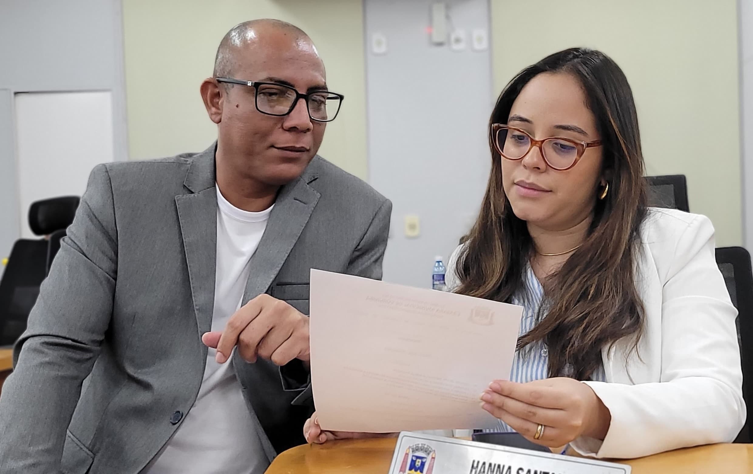 Hanna e Hesley buscam apoio de Soraya Thronicke para realização de cirurgias eletivas
