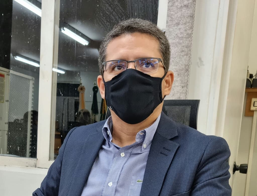 Devido a tráfego de veículos pesados, vereador pede pavimentação de acostamento em via urbana