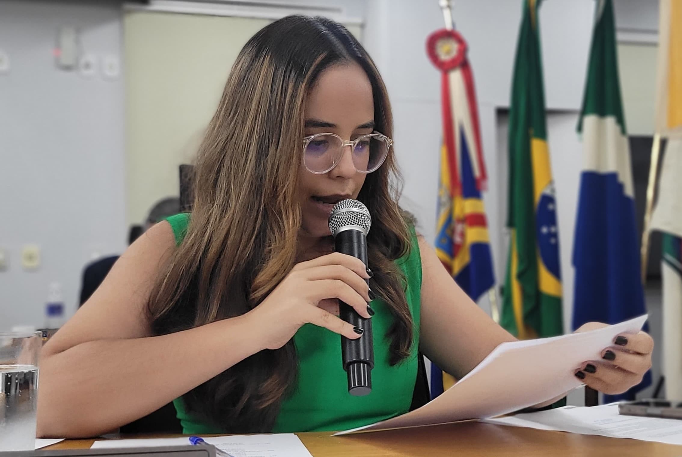 Hanna reivindica médicos especialistas para atendimento às mulheres nos finais de semana