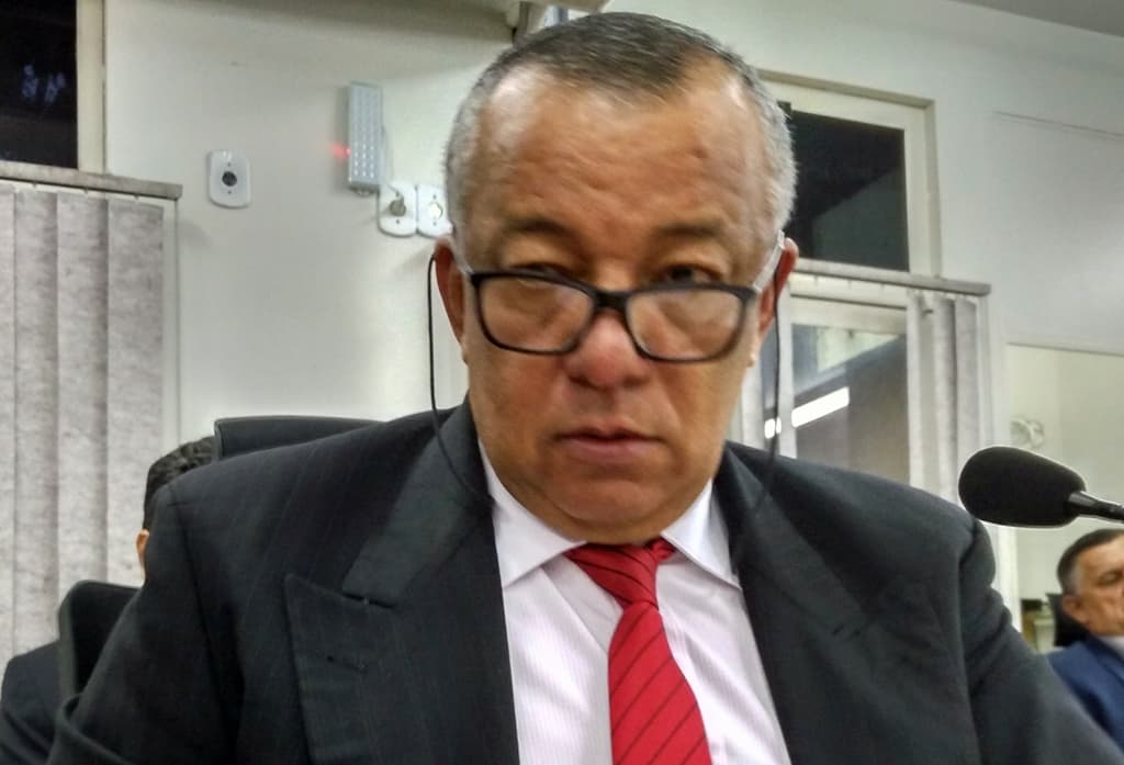 Vereador cobra empenho da Agetrat para disciplinar estacionamento nas feiras