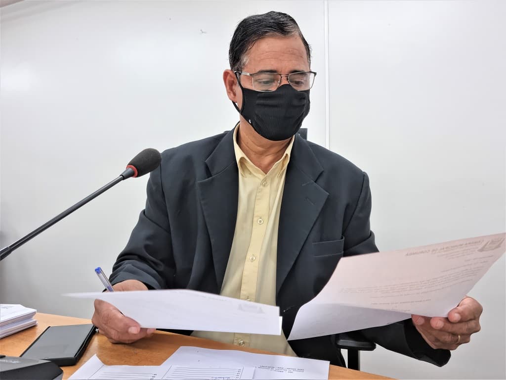 Vereador pede sinalização adequada para evitar mais acidentes na Colombo com a Ladário