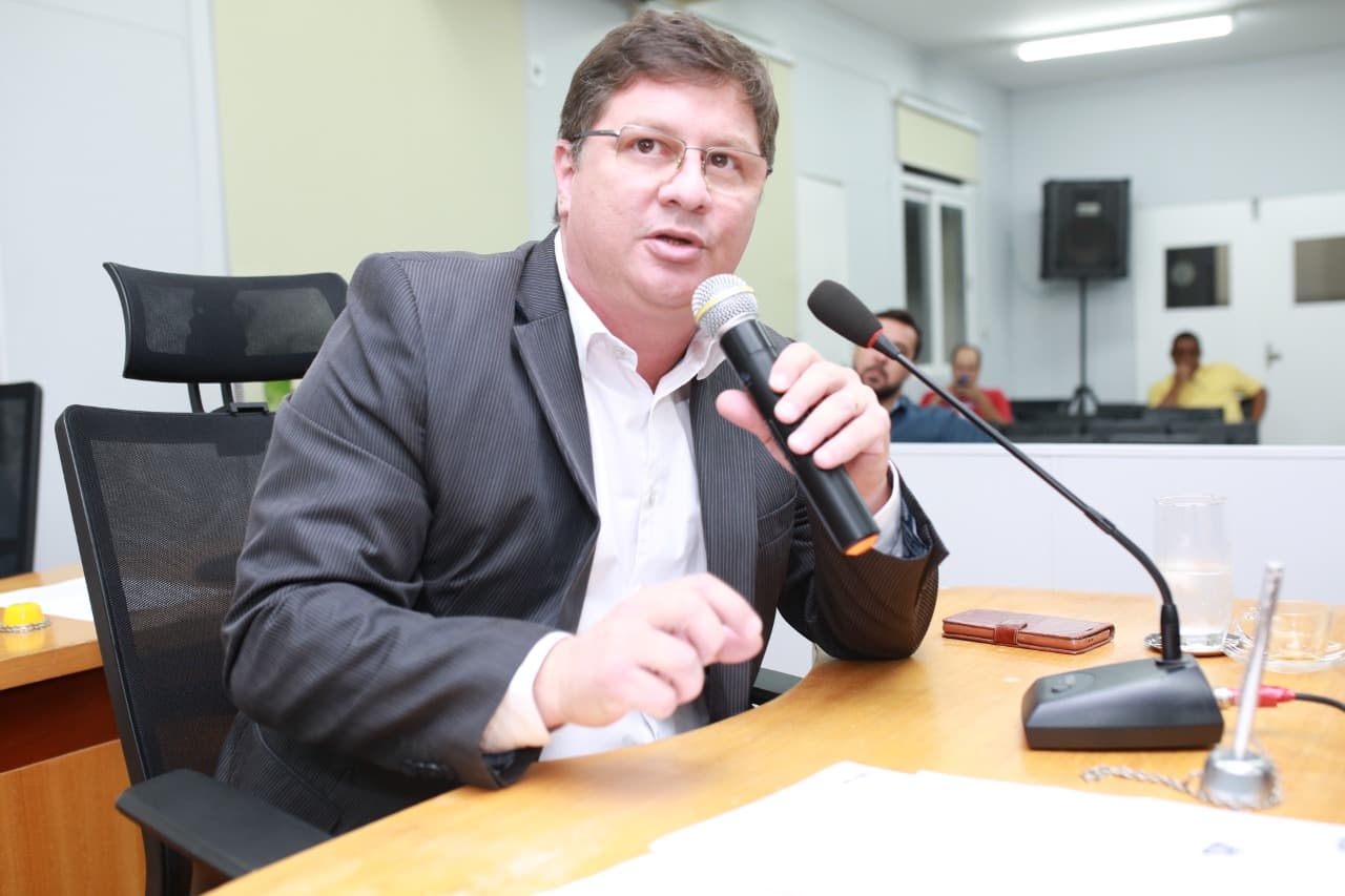 Vereador pede uma solução para o problema da usina de leite de Corumbá