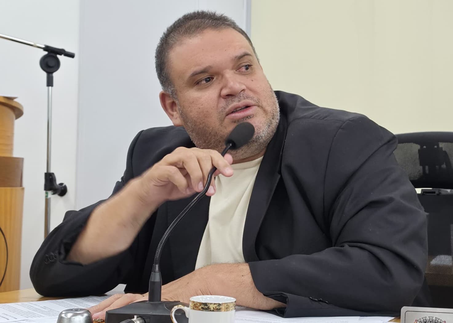 Jovan propõe título de Utilidade Pública à Associação Mãos que Abraçam