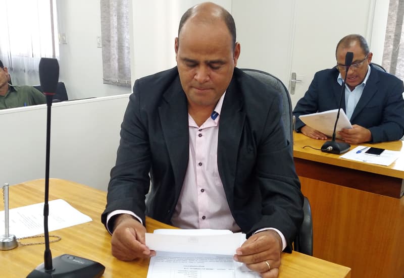 Vereador pede informações sobre passe estudante com desconto