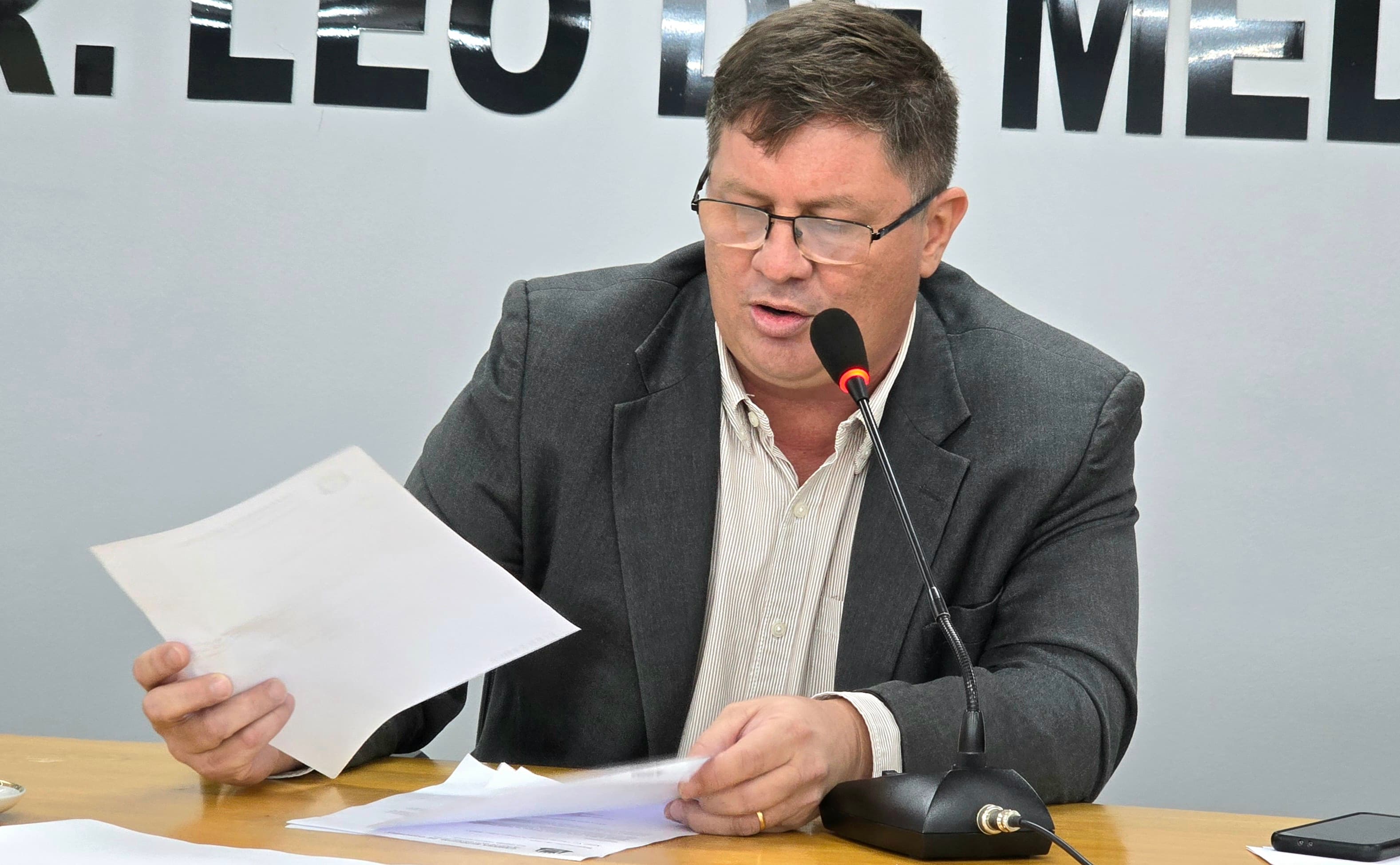 Vereador pede retorno da carga de 30 horas para enfermeiros e técnicos