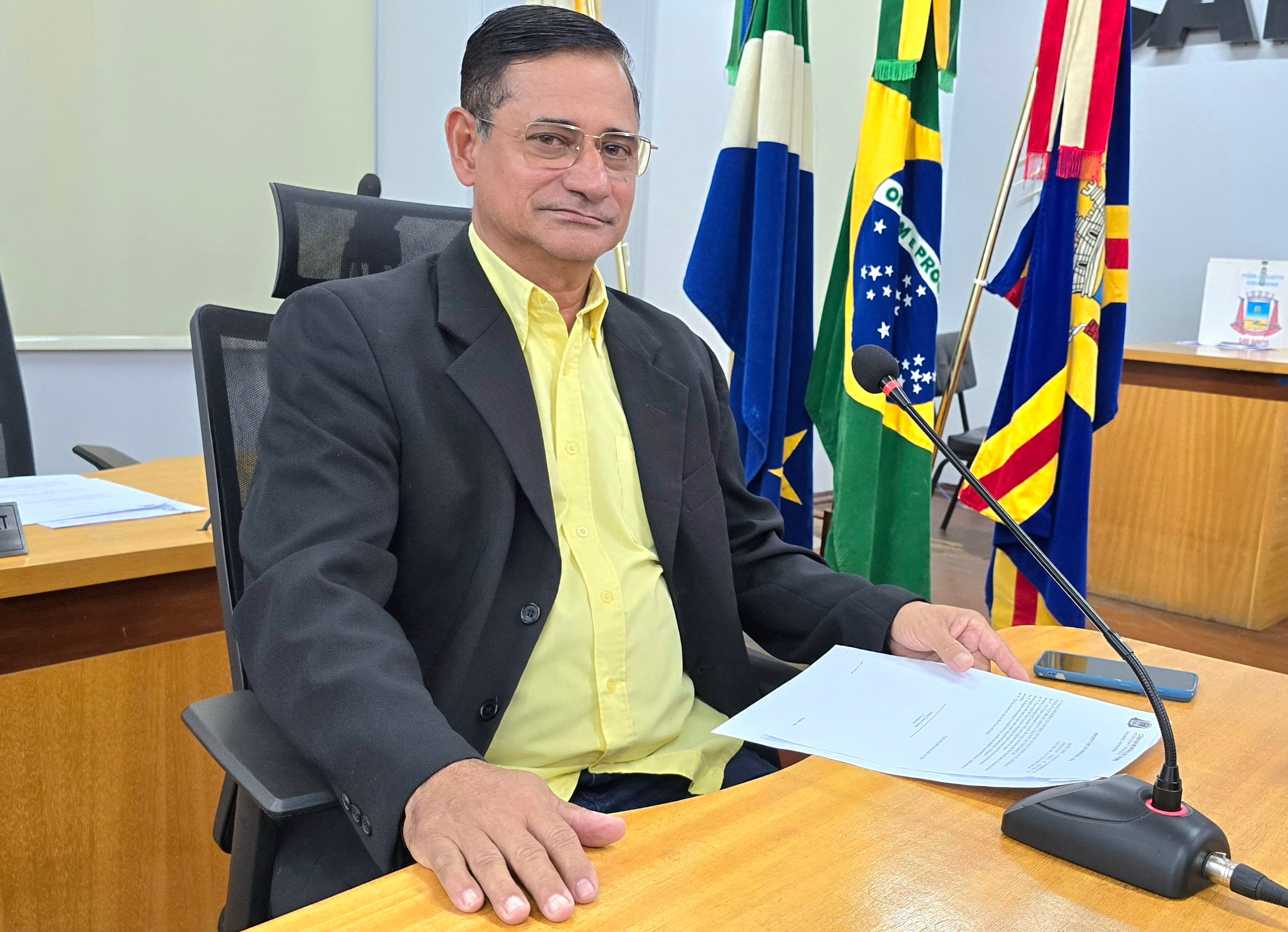 Vereador homenageia família campeã do FIPEC e que divulga a cidade no YouTube