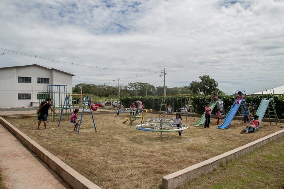 Vereador pede abertura de vagas nas escolas para crianças de novos conjuntos