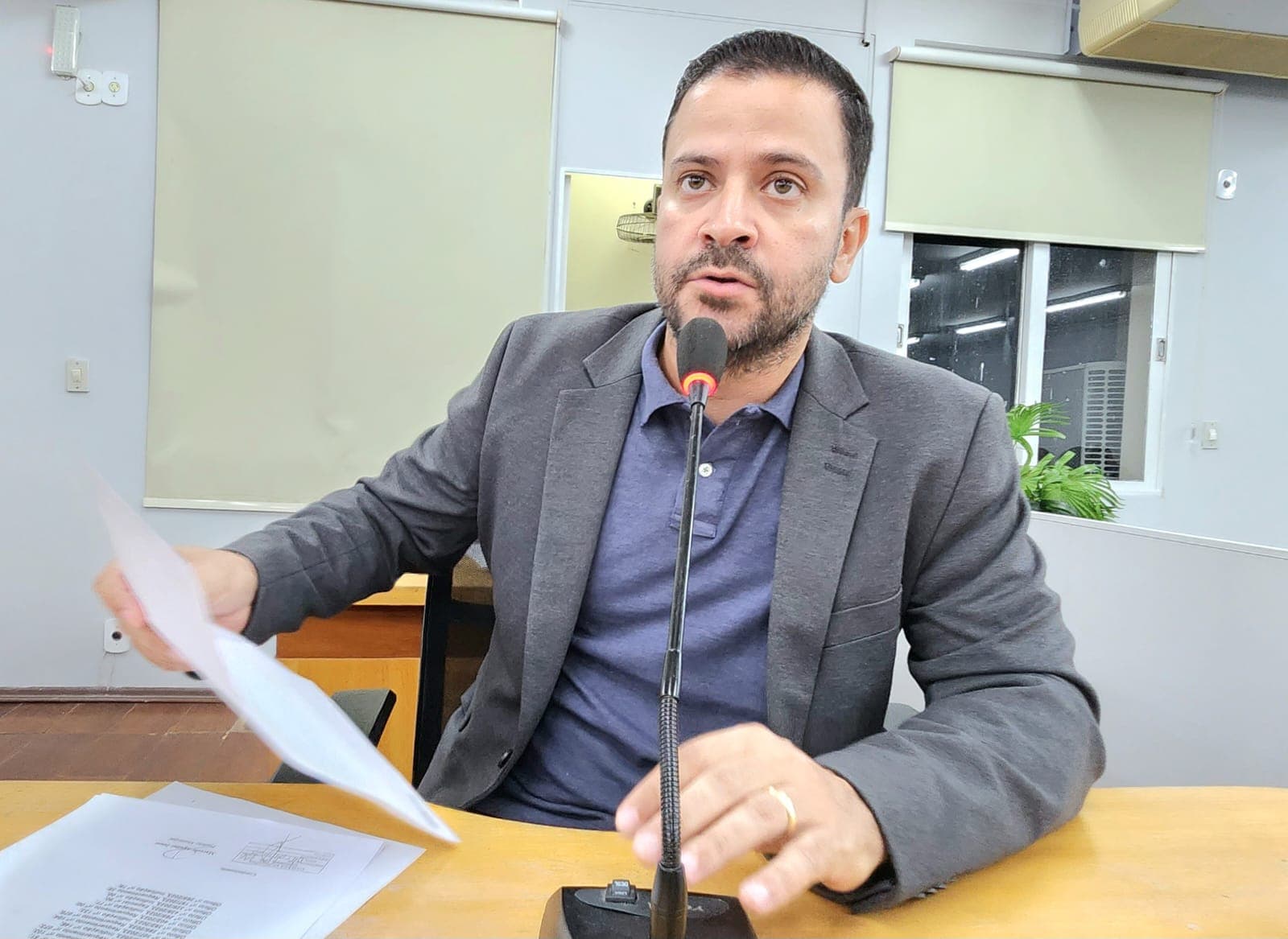 Recuperação da Rua Cabral volta ser solicitada na Câmara, durante sessão