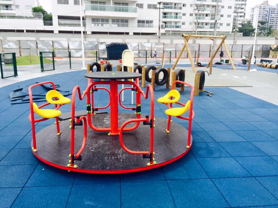 Instalação de brinquedos especiais para crianças pode se tornar lei na cidade