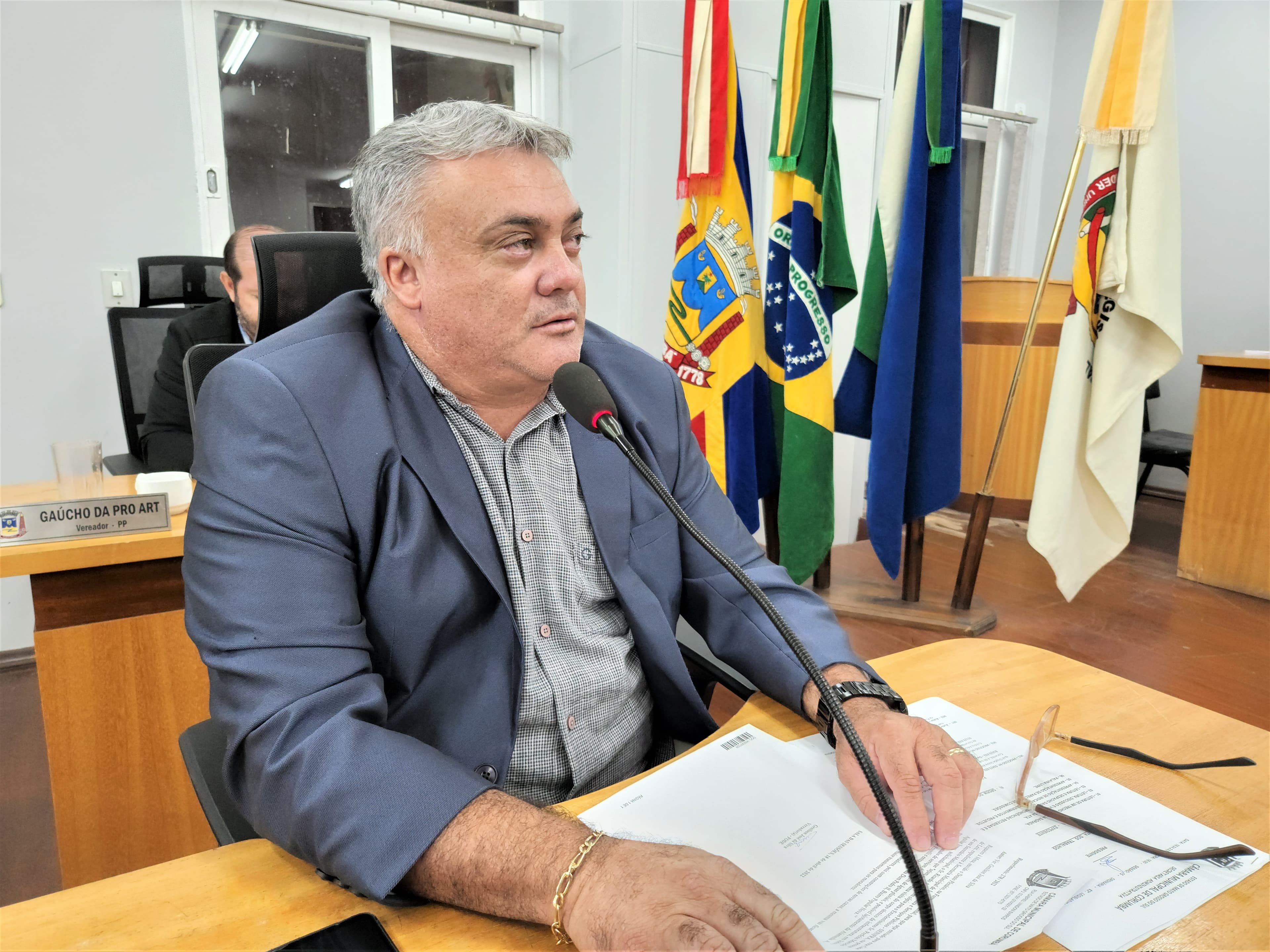 Vereador pede obras de infraestrutura em via pública do Bairro Popular Nova
