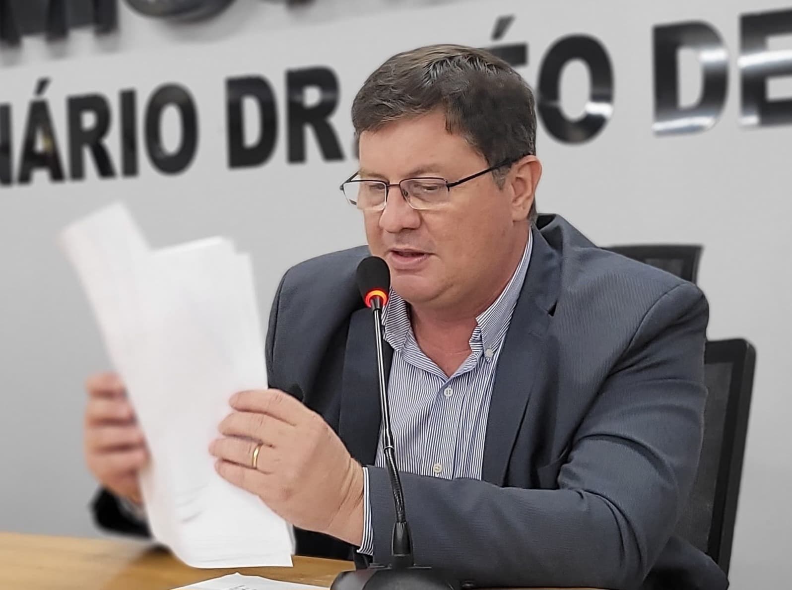 Bira sugere ambulâncias do SAMU conectadas via satélite em Corumbá