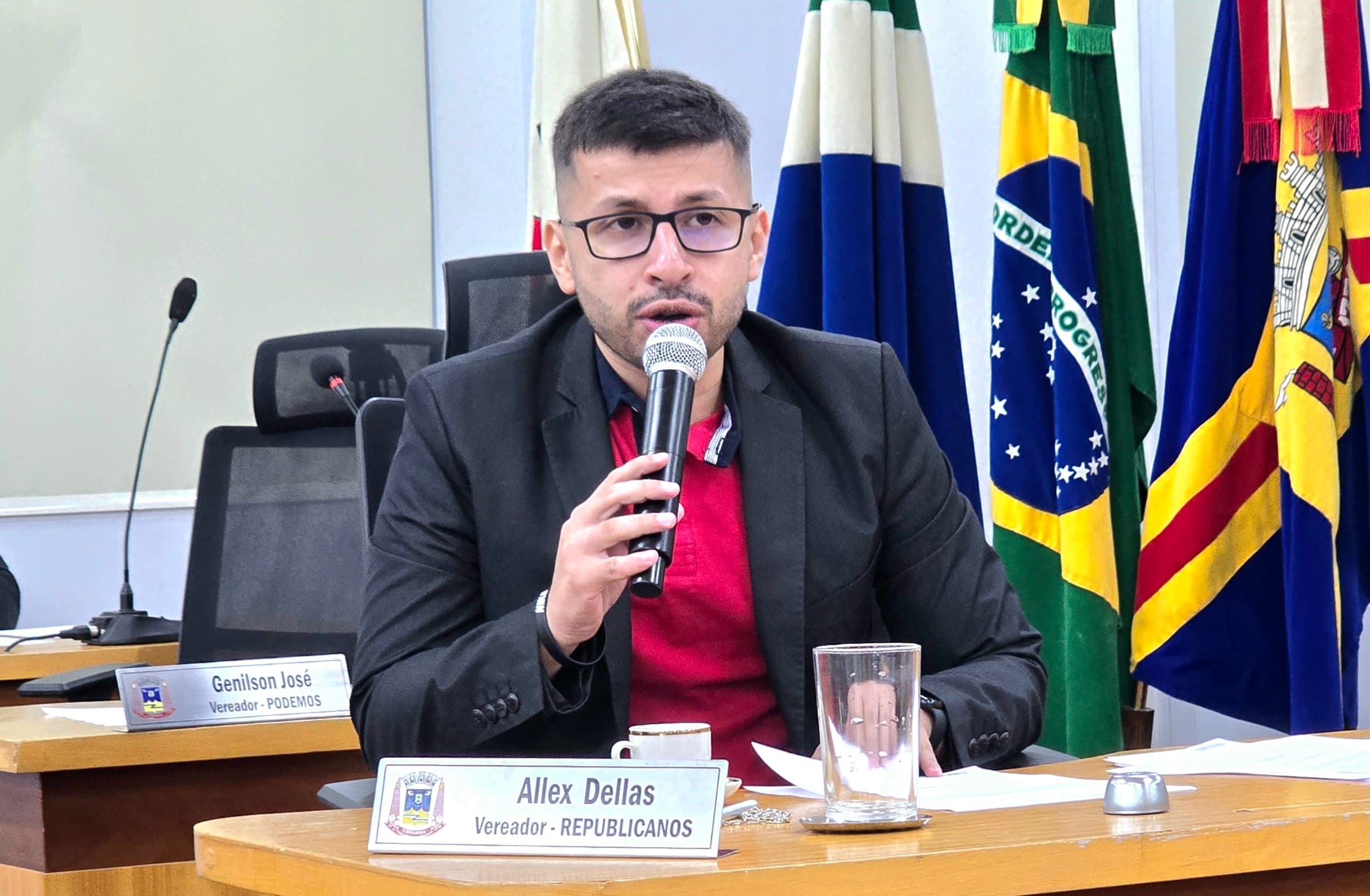 Vereador solicita adicional de fronteira a policiais e integrantes do Corpo de Bombeiros