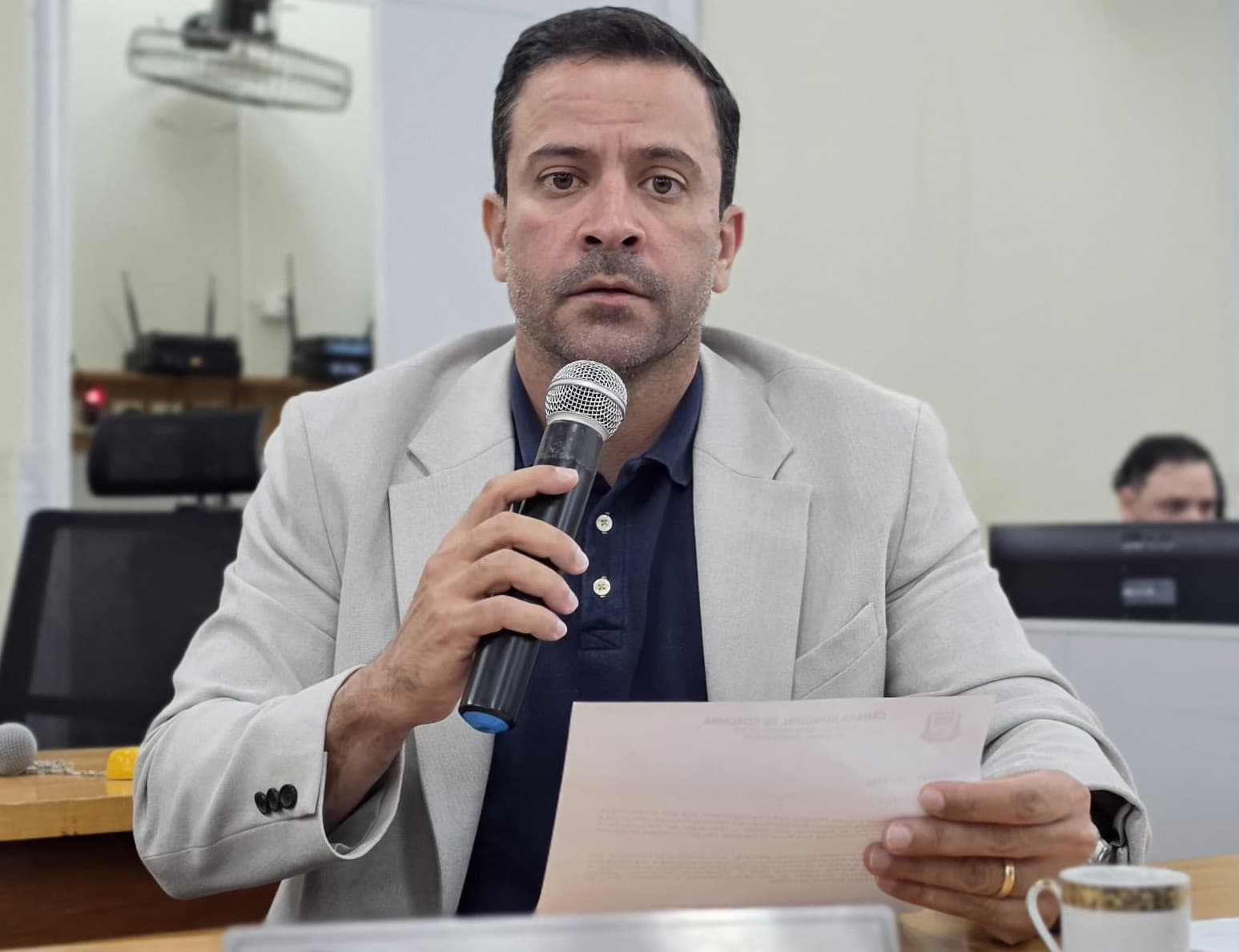 Elinho reivindica horário de ônibus estendido durante o Arraial do Banho de São João