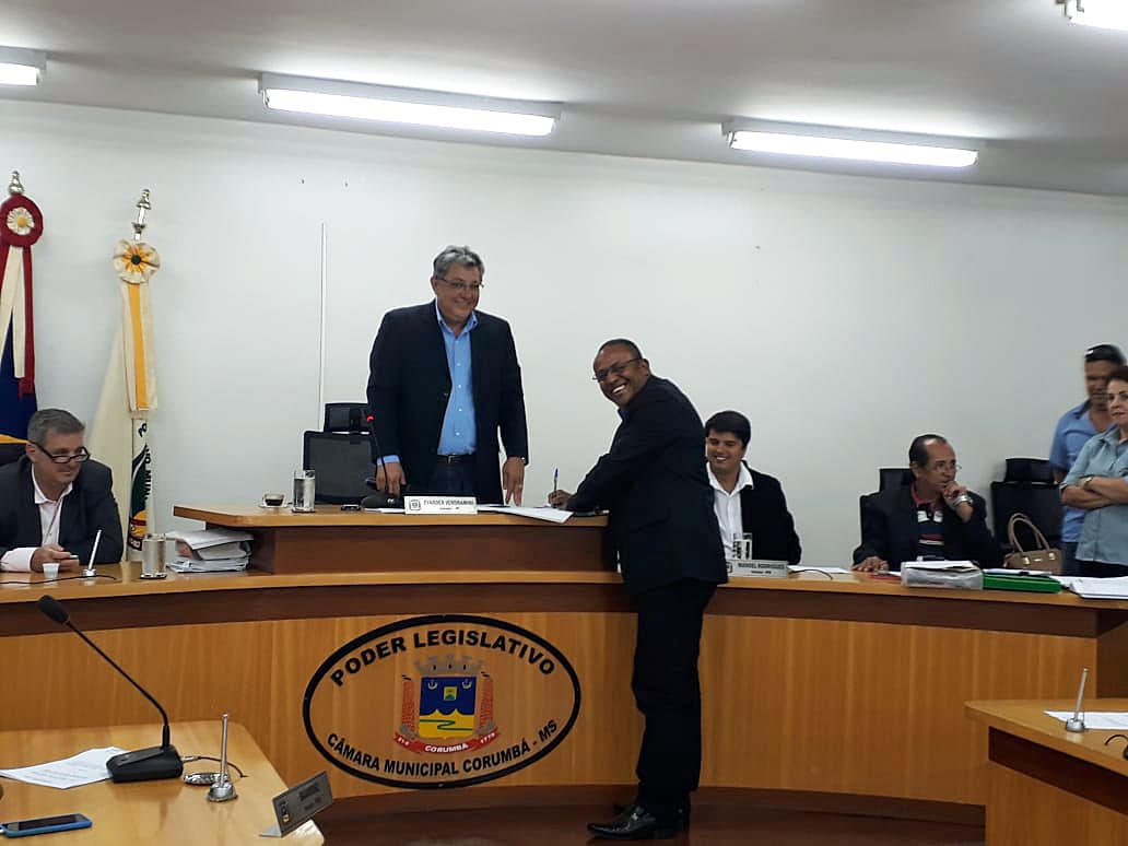 Cristóvão é empossado durante Sessão Ordinária na Câmara de Corumbá