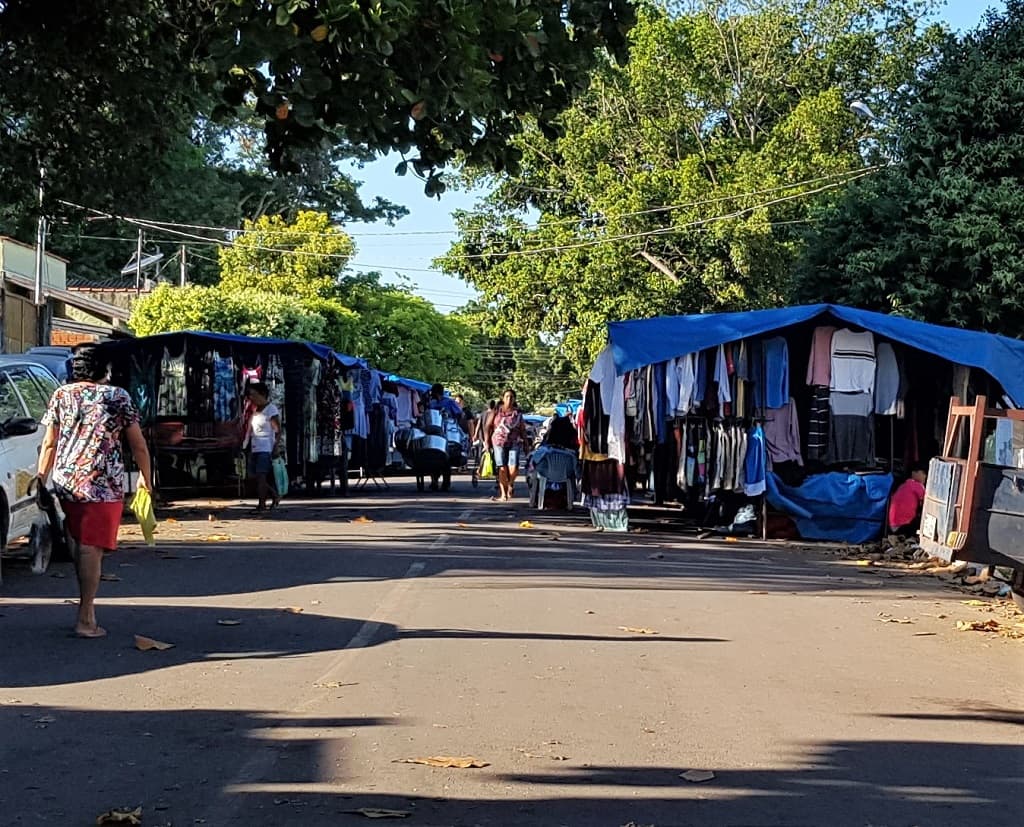 Aprovado Projeto de Lei sobre direitos de exploração de serviços em feiras livres