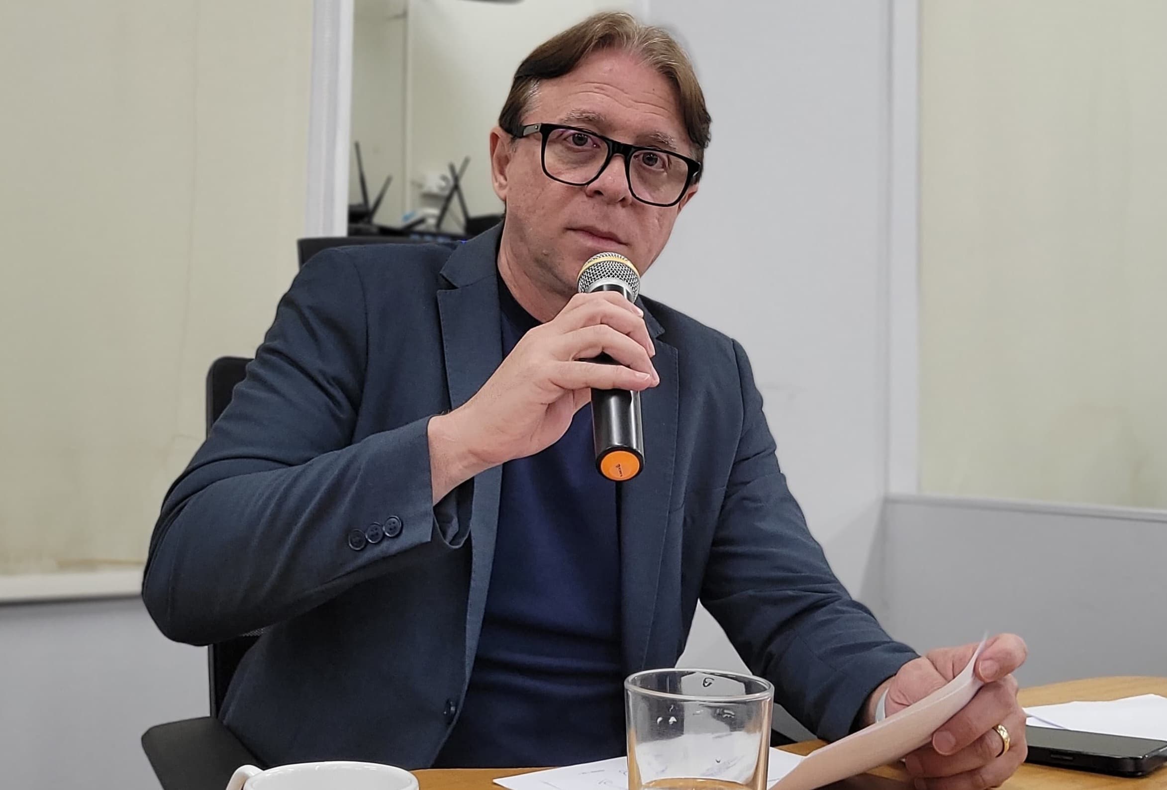 Samyr pede ampliação dos serviços para atender imigrantes na cidade