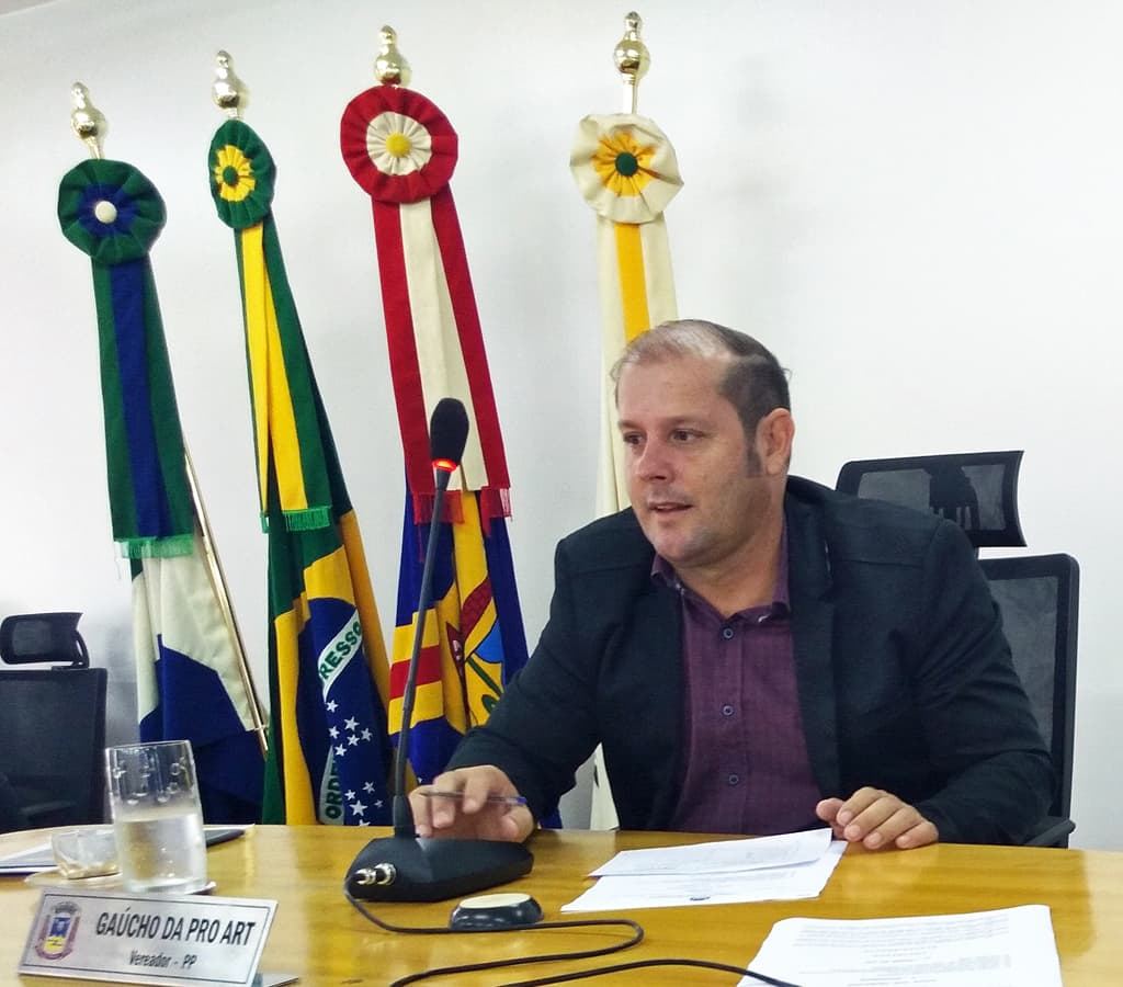 Vereador solicita conclusão de obras em alameda do Cristo Redentor