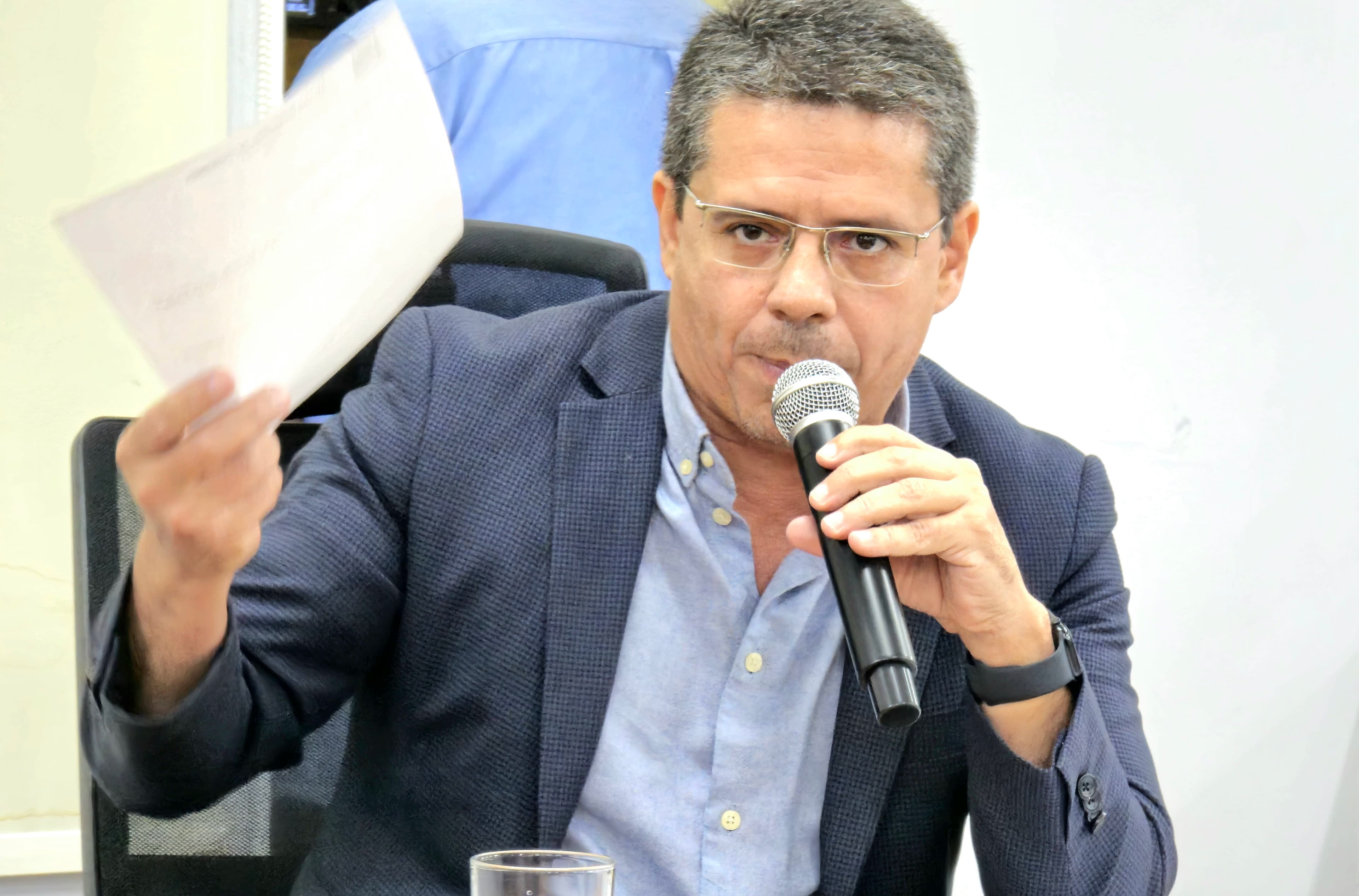 Vereador retira projeto da pauta e aguarda Executivo sobre jornada de trabalho de profissionais da enfermagem