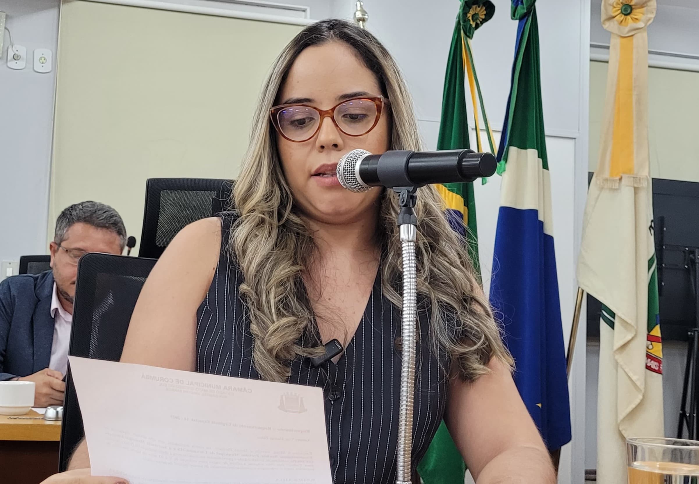 Hanna pede informações detalhadas sobre a paralisação das obras da Escola Pedro Paulo