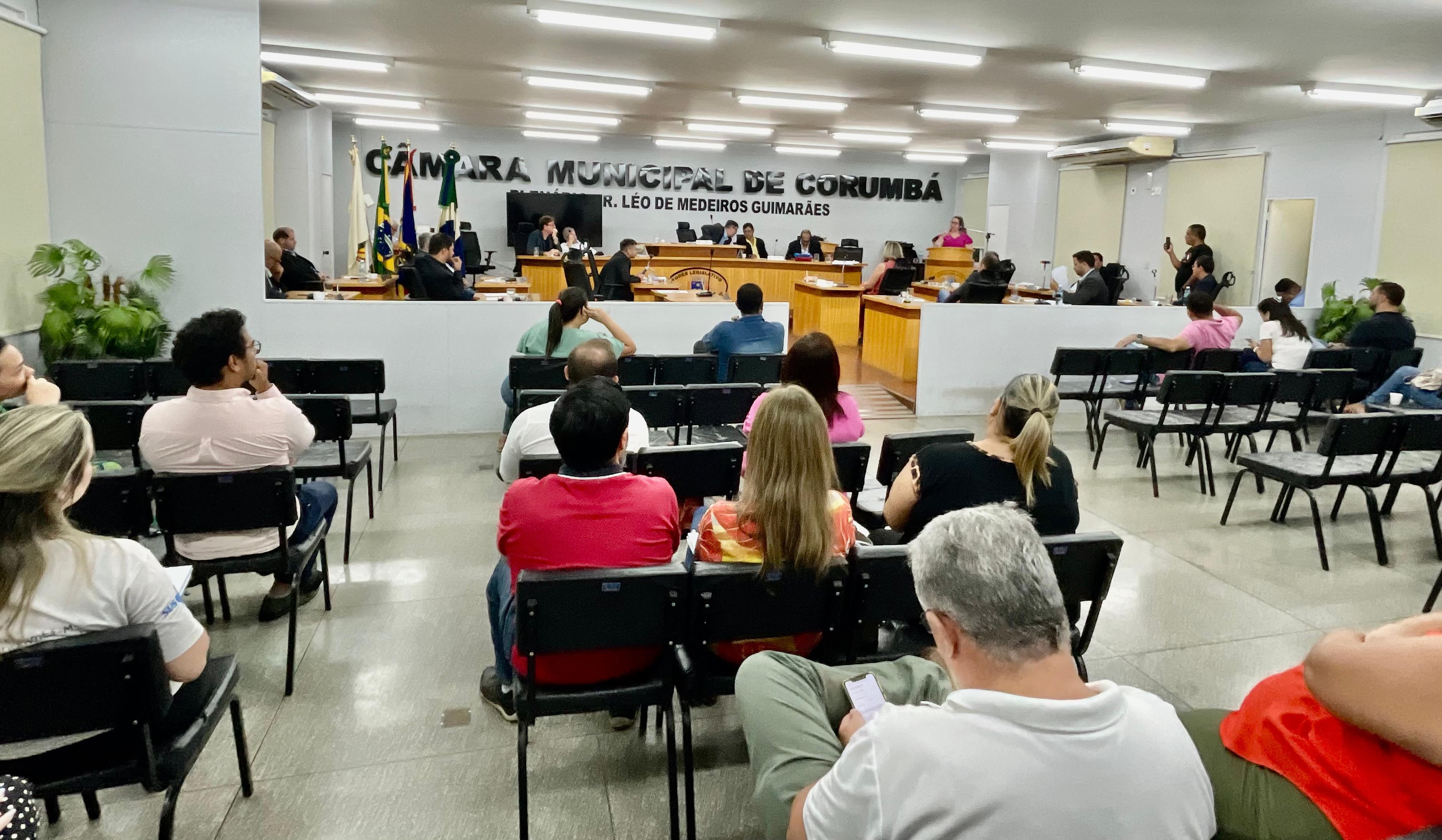 Secretária diz que Município trabalha para superar problemas e prestar serviço de qualidade
