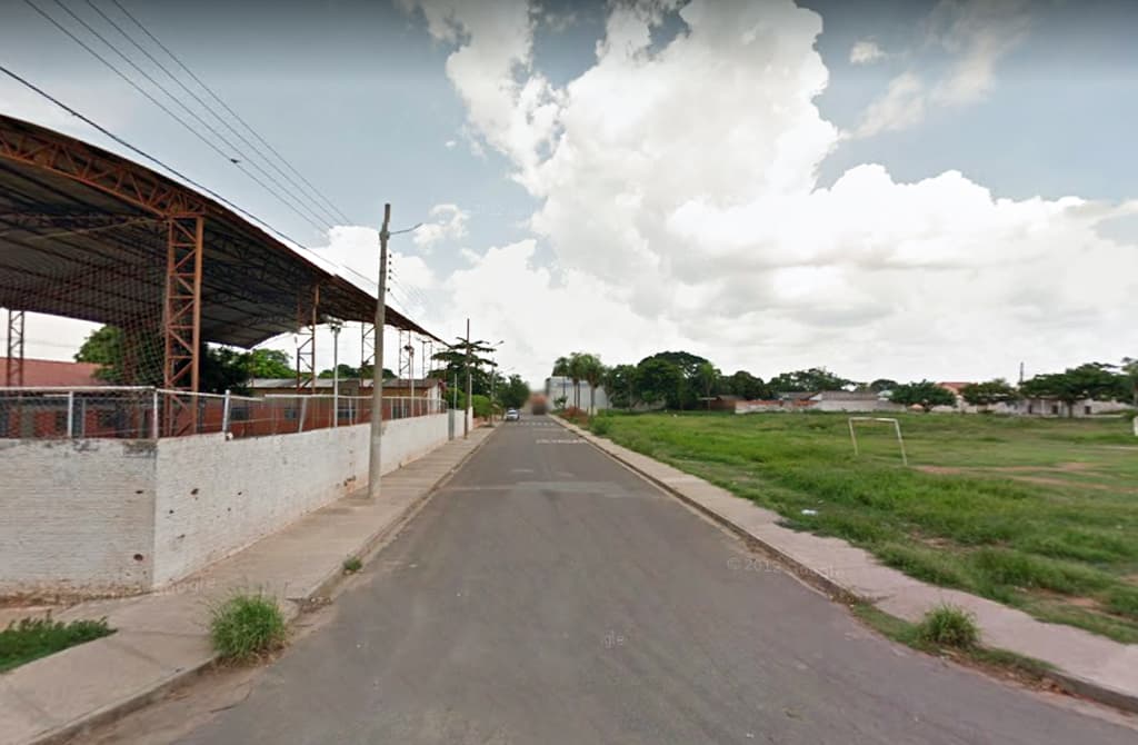 André pede recapecamento de alameda em frente à Escola Izabel Corrêa