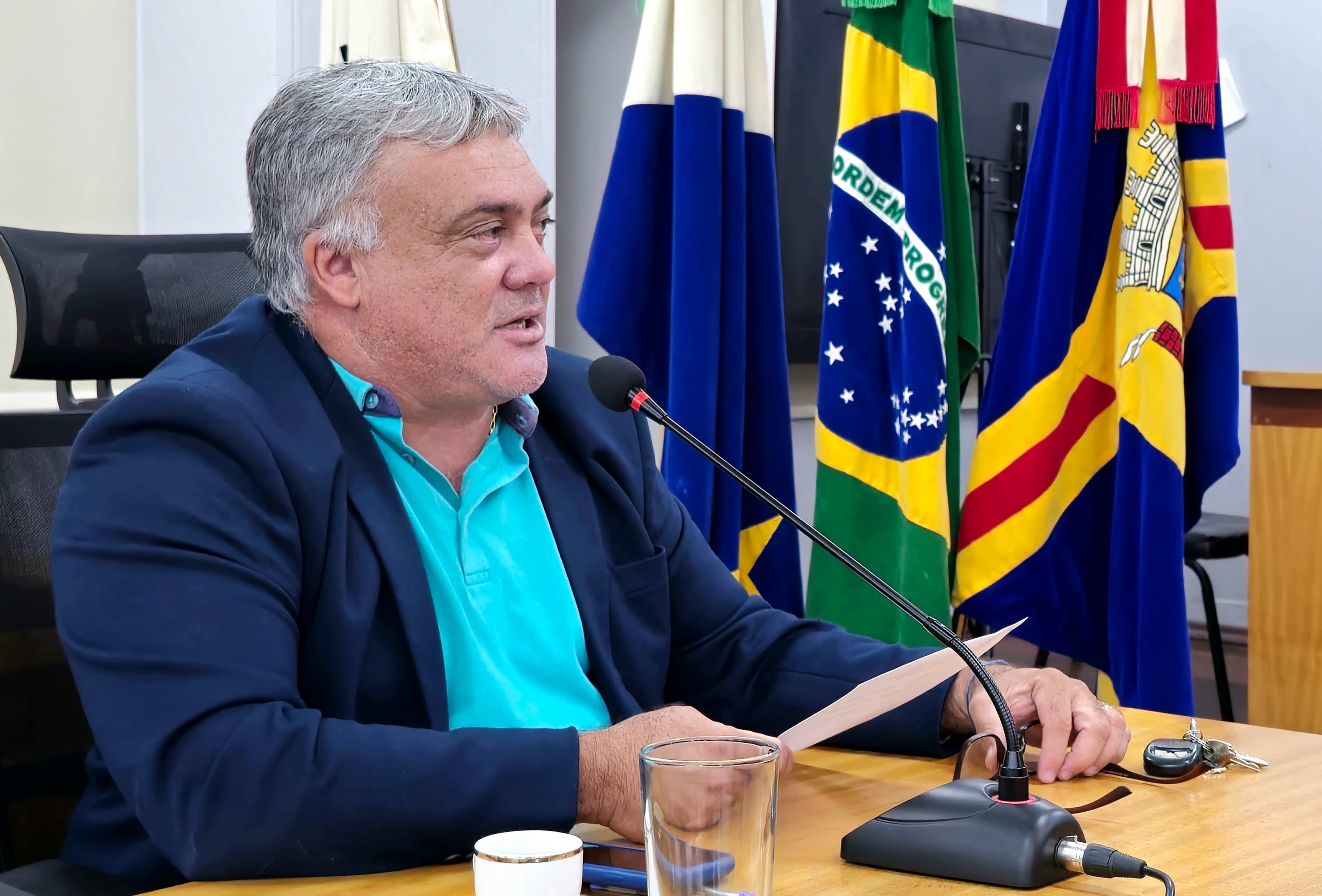 Na Câmara, vereador solicita recuperação de via para minimizar riscos de acidentes