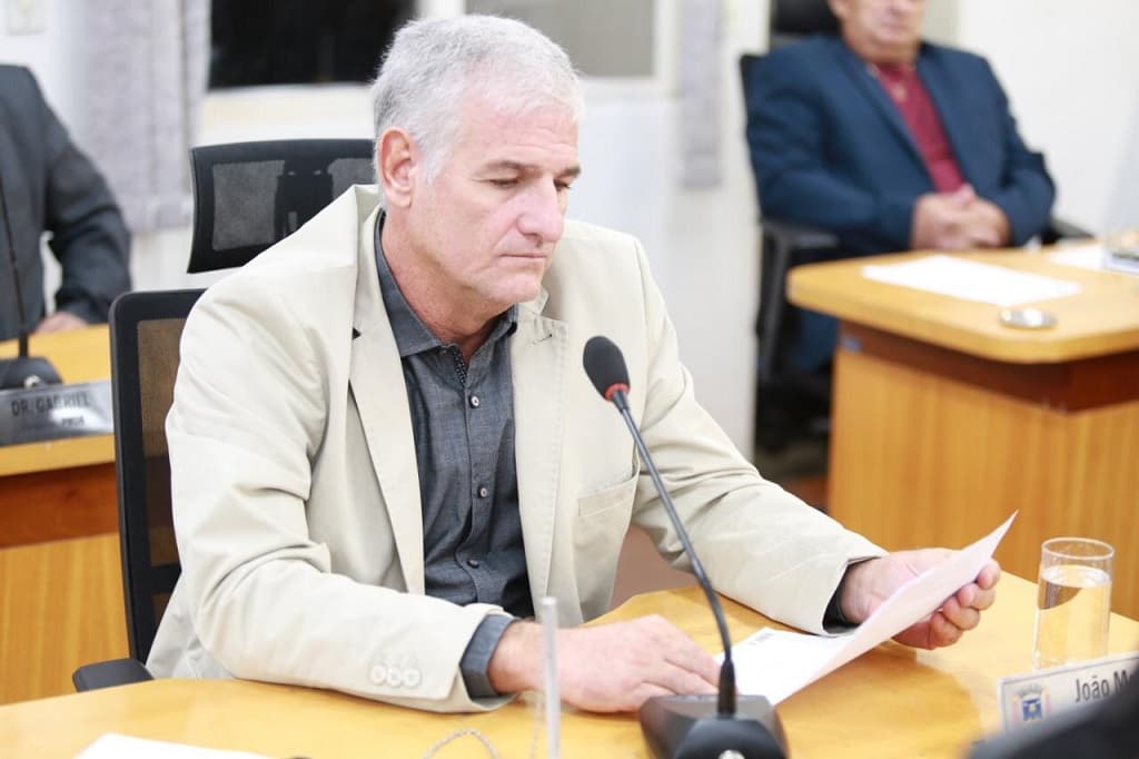 Vereadores pedem desinfecção e esterilização de veículos que fazem transporte de passageiros