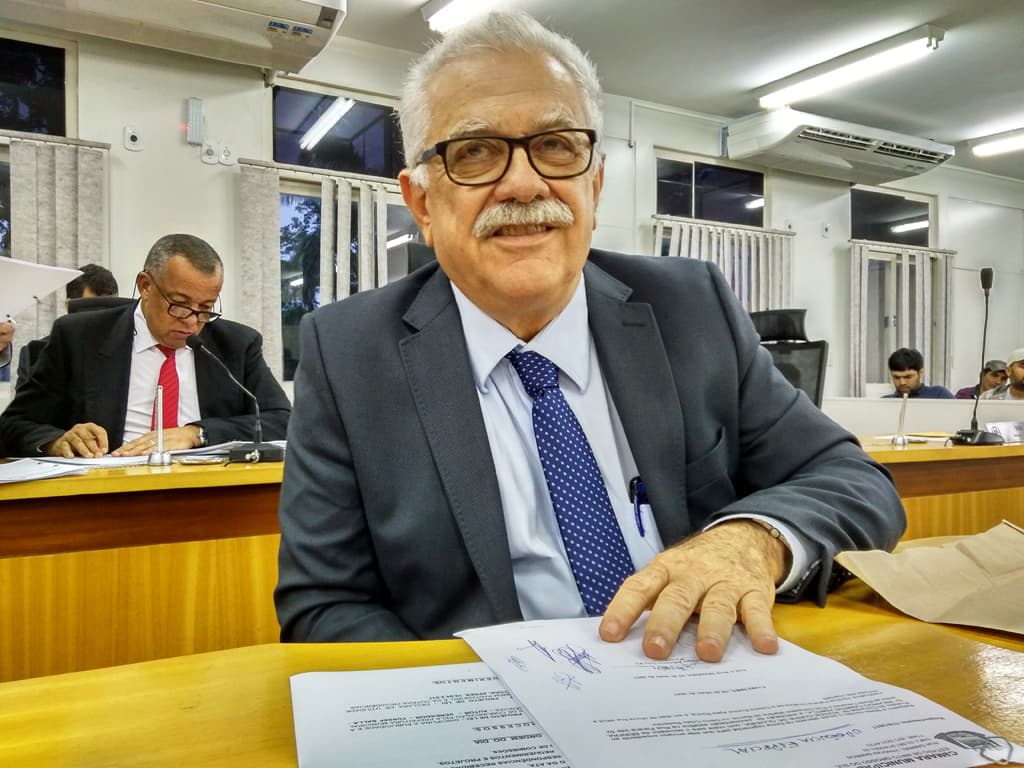 Sancionada lei que simplifica exigências na autenticação de documentos