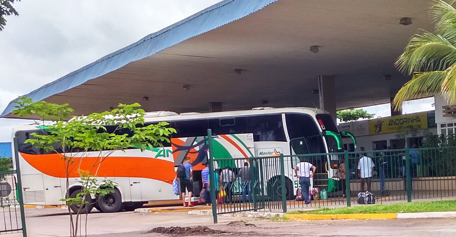 População pede nova licitação e mais empresas no transporte de passageiros
