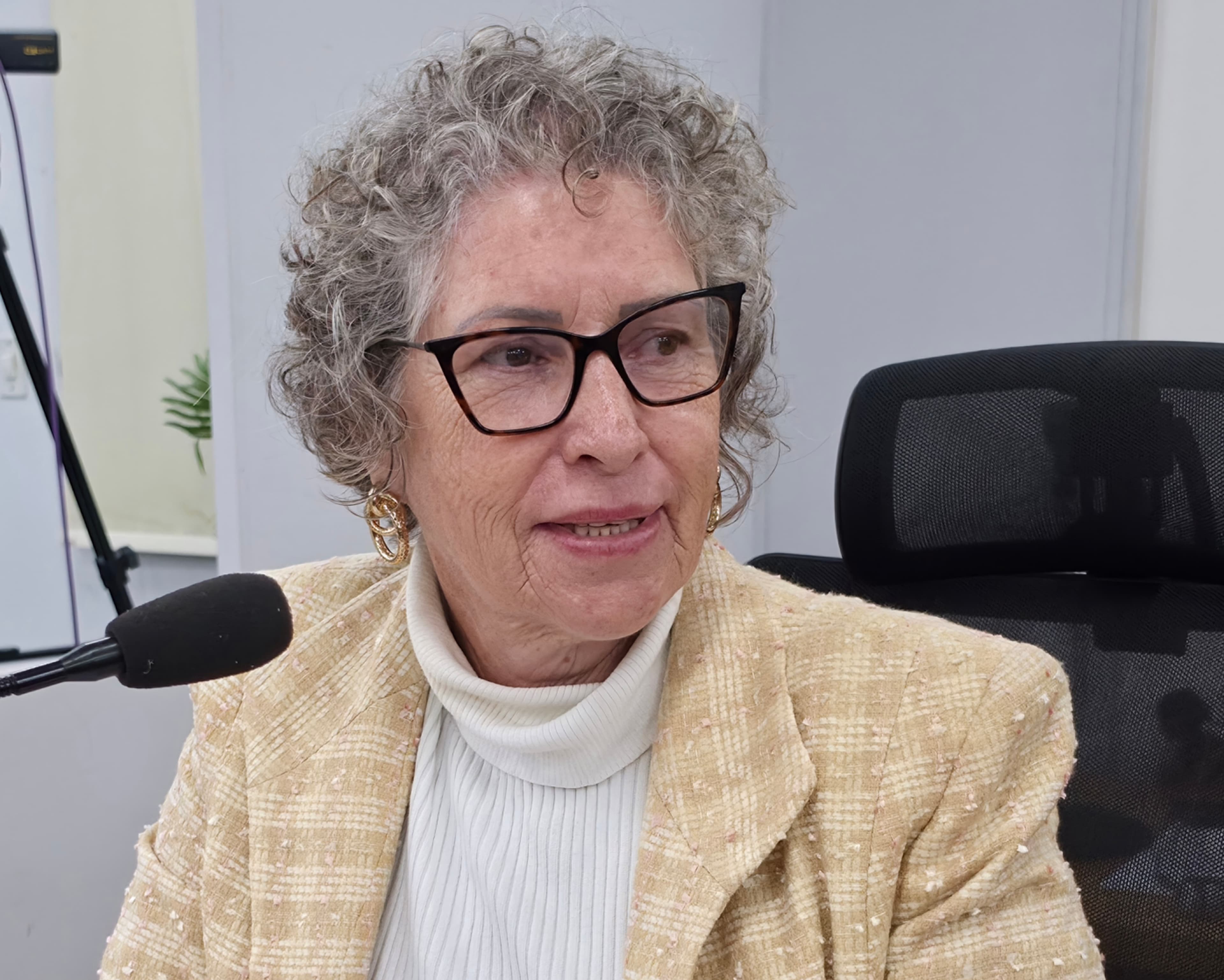 Nanah reforça necessidade de obras de infraestrutura no Bairro Popular Velha