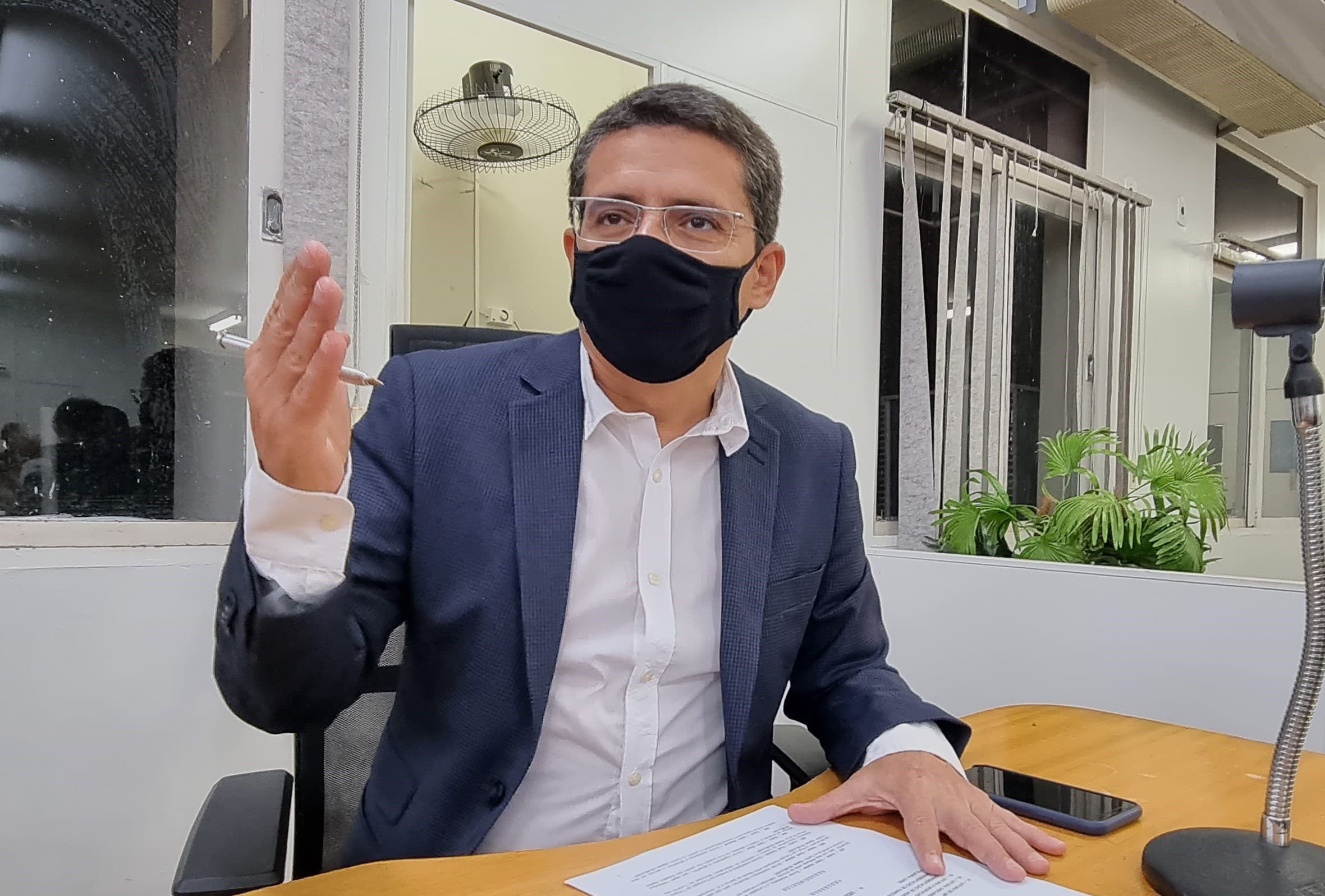 À Energisa, vereador pede mais funcionários e ampliação do horário de atendimento