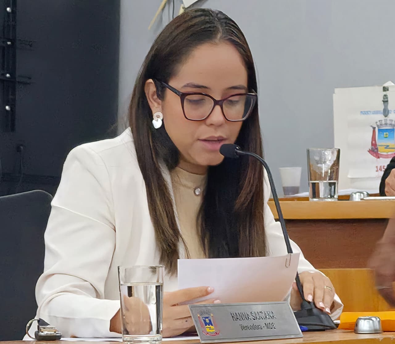Hanna reivindica serviços para atender comunidade do Centro América