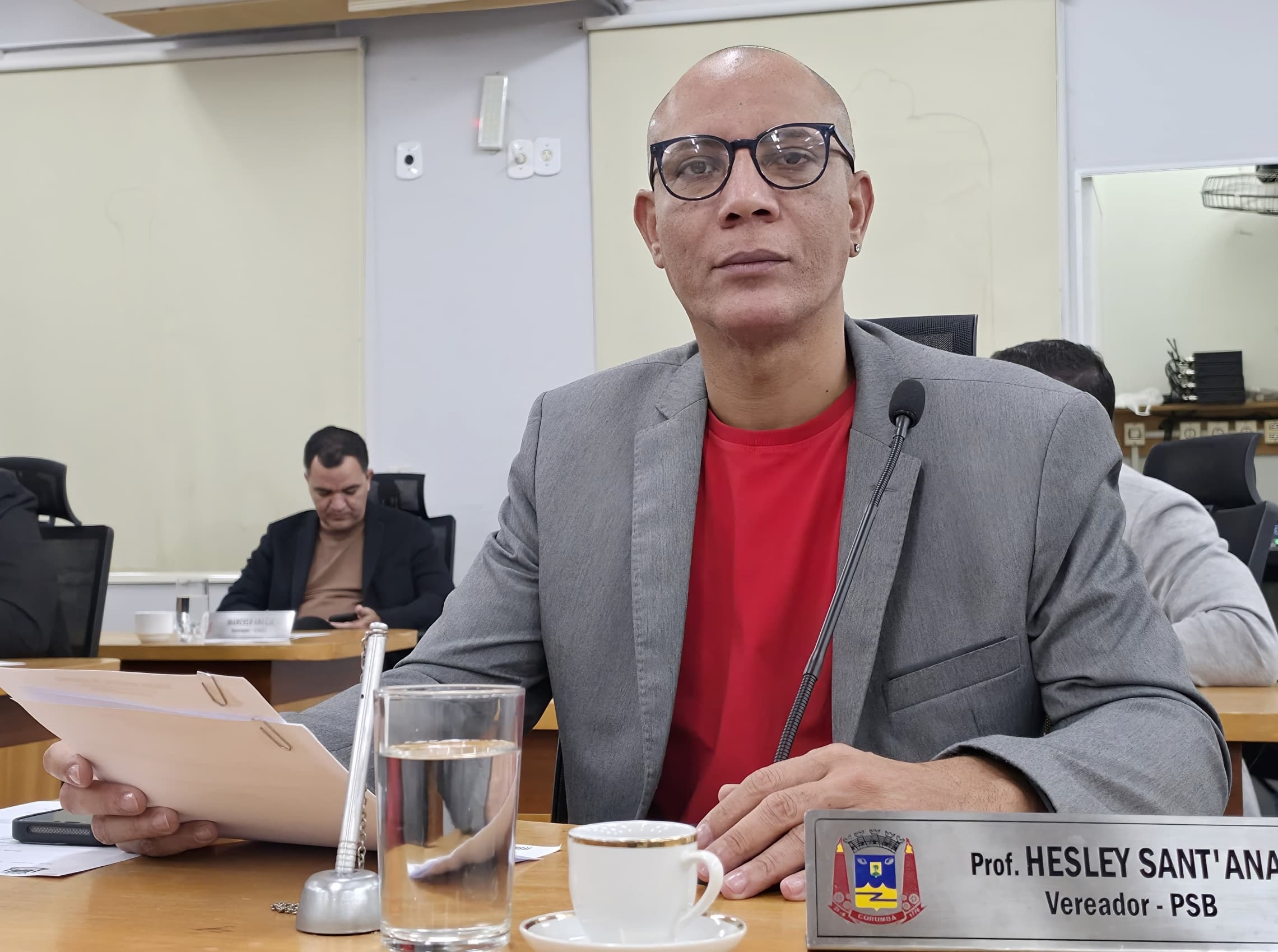 Hesley sugere ações de saúde para atender profissionais taxistas de Corumbá
