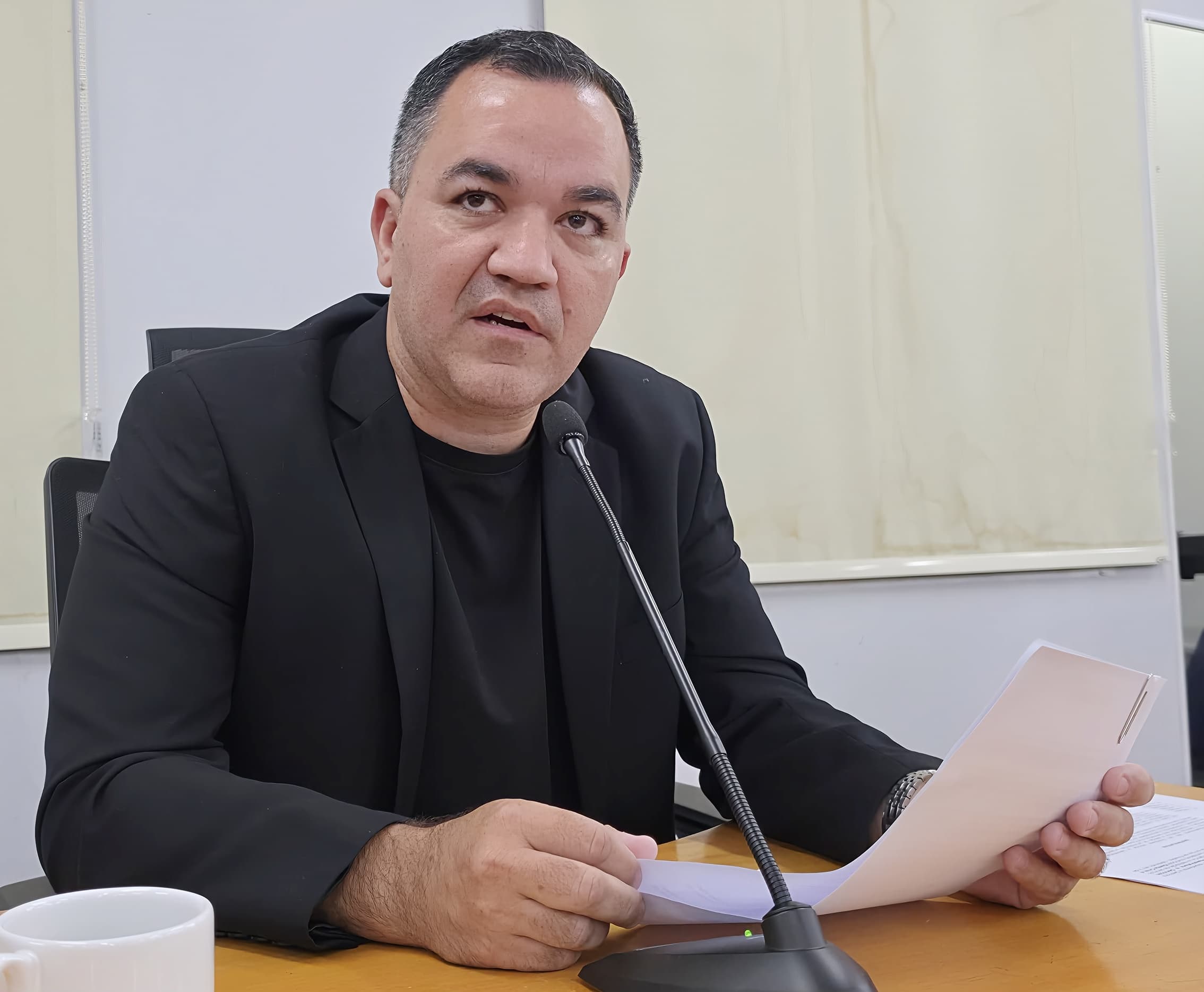 Marcelo pede informações atualizadas da convocação de candidatos aprovados em concurso