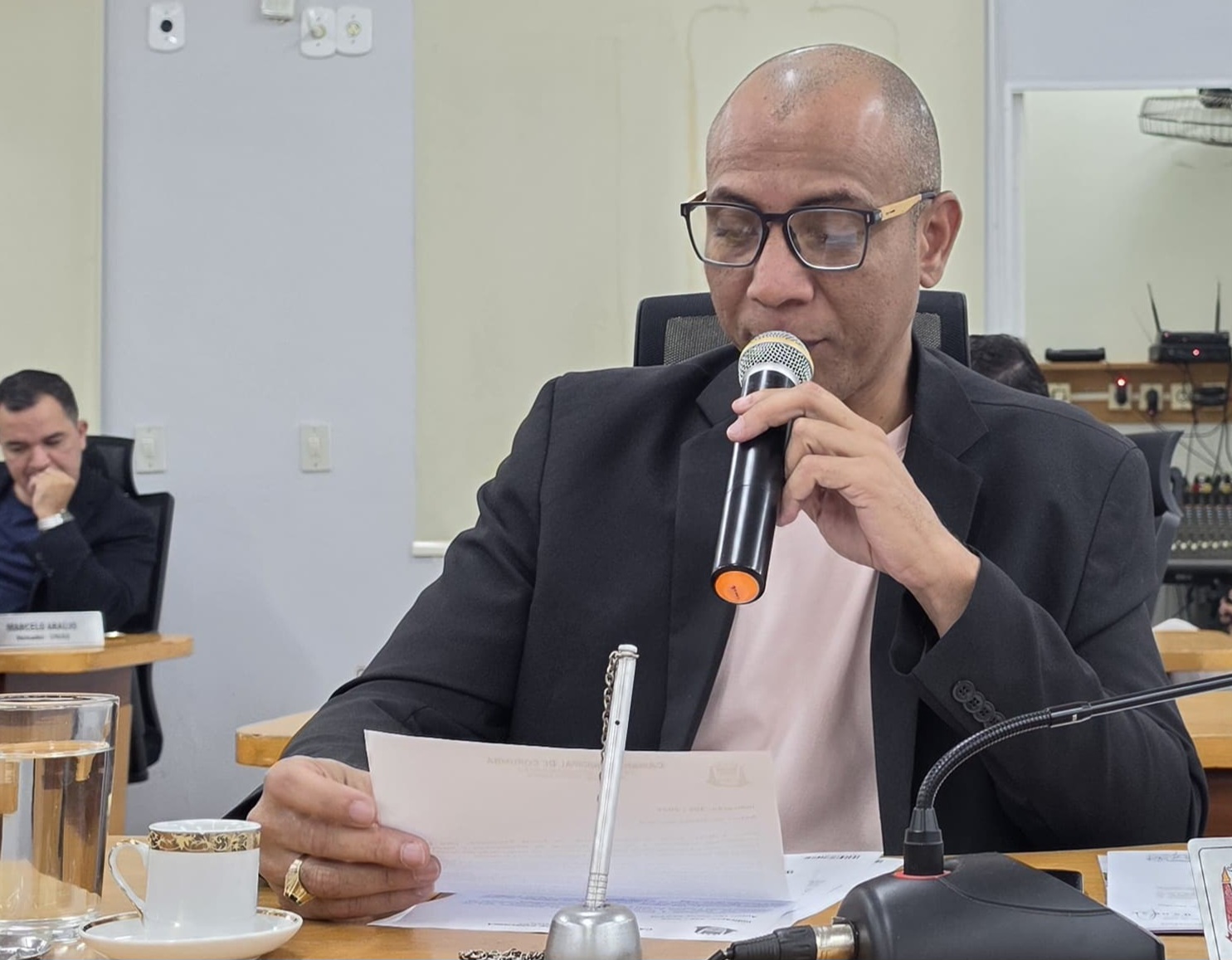 Hesley pede mutirão para preparar o Bairro Cervejaria para o São João e São Pedro