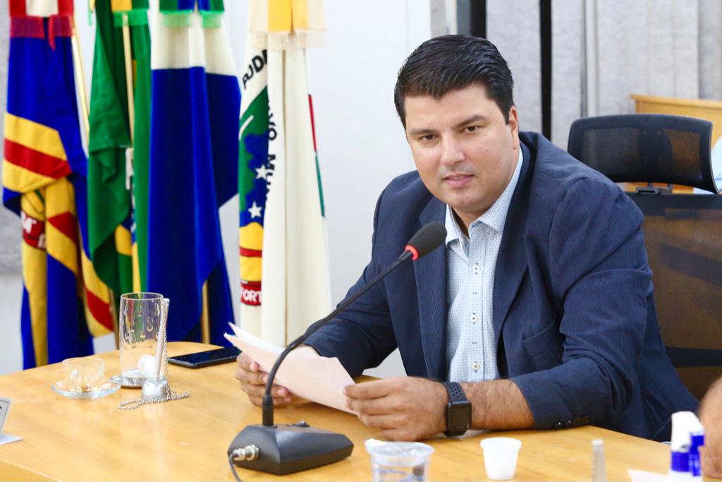Vereador solicita informações sobre capacitação das famílias acolhedoras