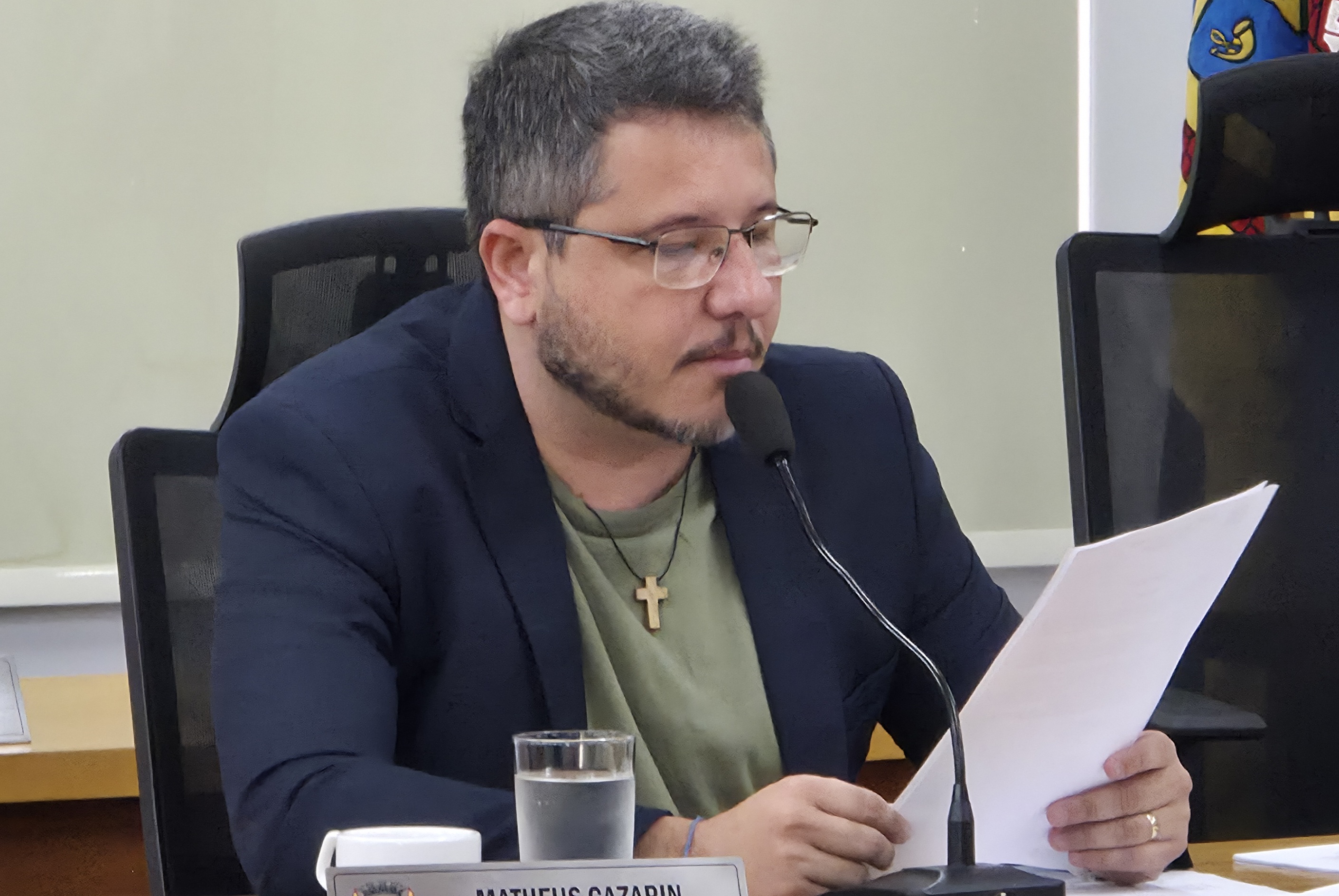 Cazarin reivindica vacinação domiciliar para atender pessoas com TEA
