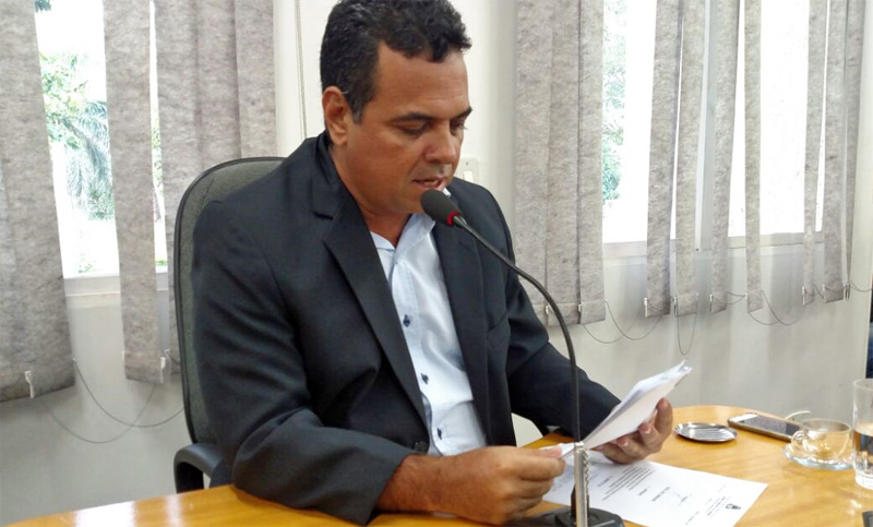 Baianinho solicita liberação de emenda parlamentar para atender a saúde