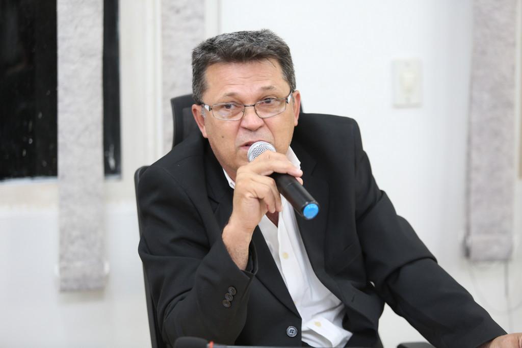 Habitação: vereadores pedem cópia de contrato com empresa de consultoria