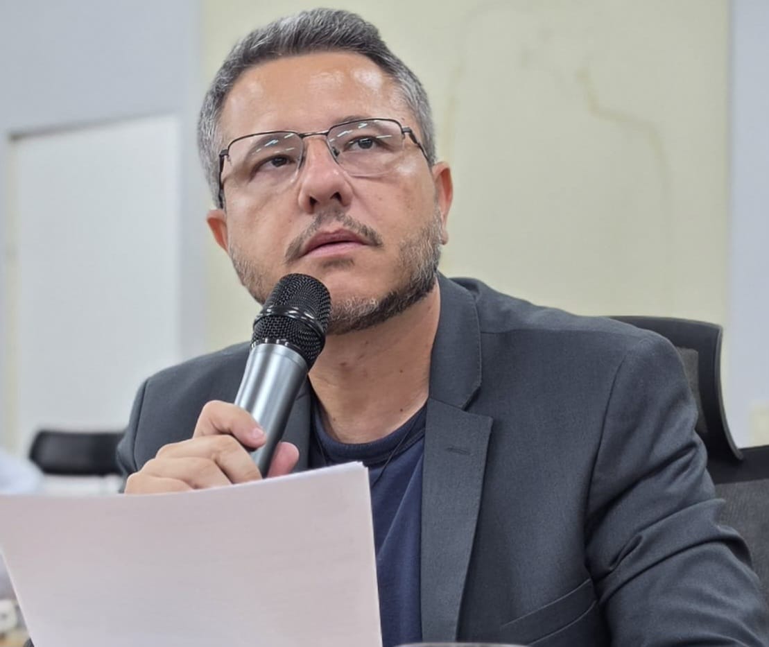 Cazarin reforça necessidade de solucionar problema de superlotação no transporte coletivo
