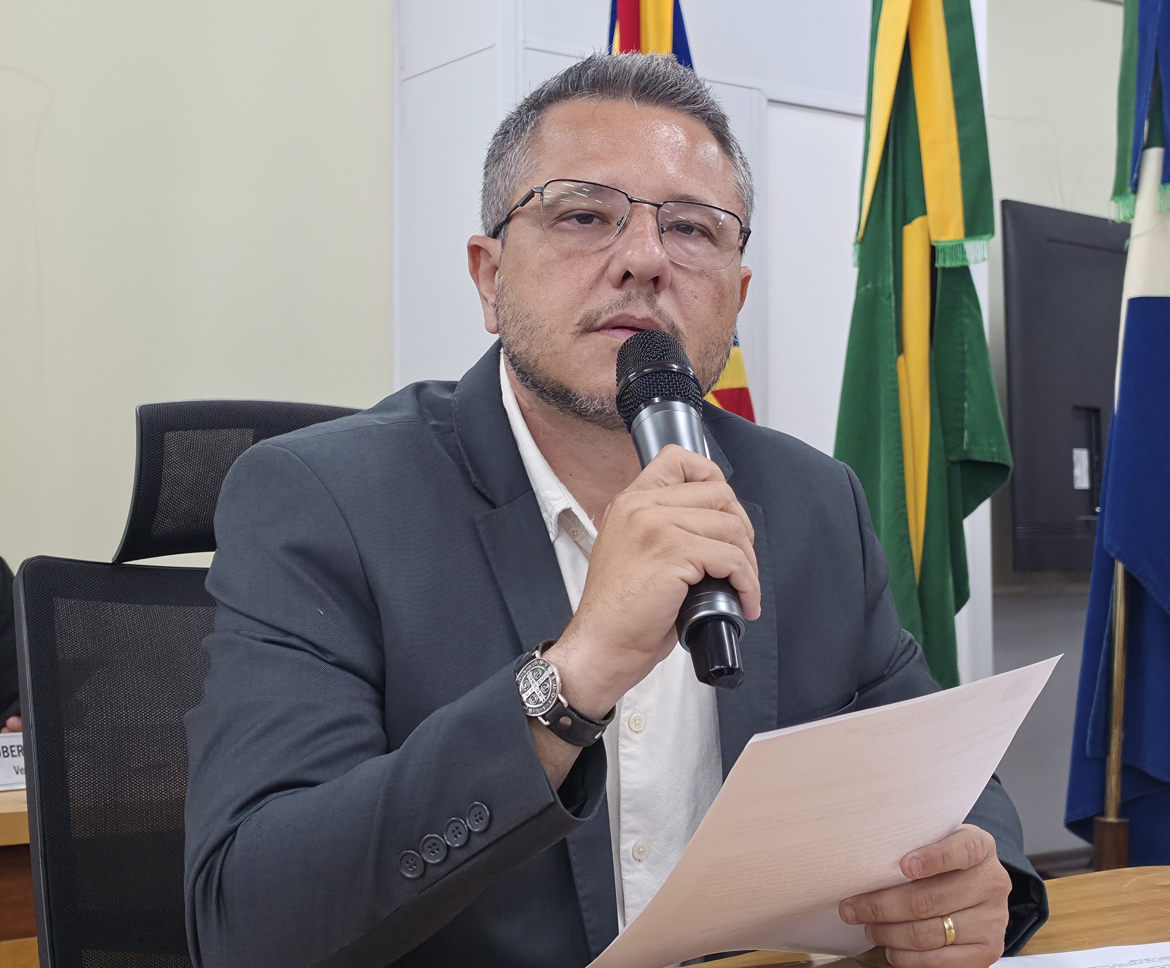 Cazarin propõe audiência pública para debater a transformação da Prainha do Porto Geral